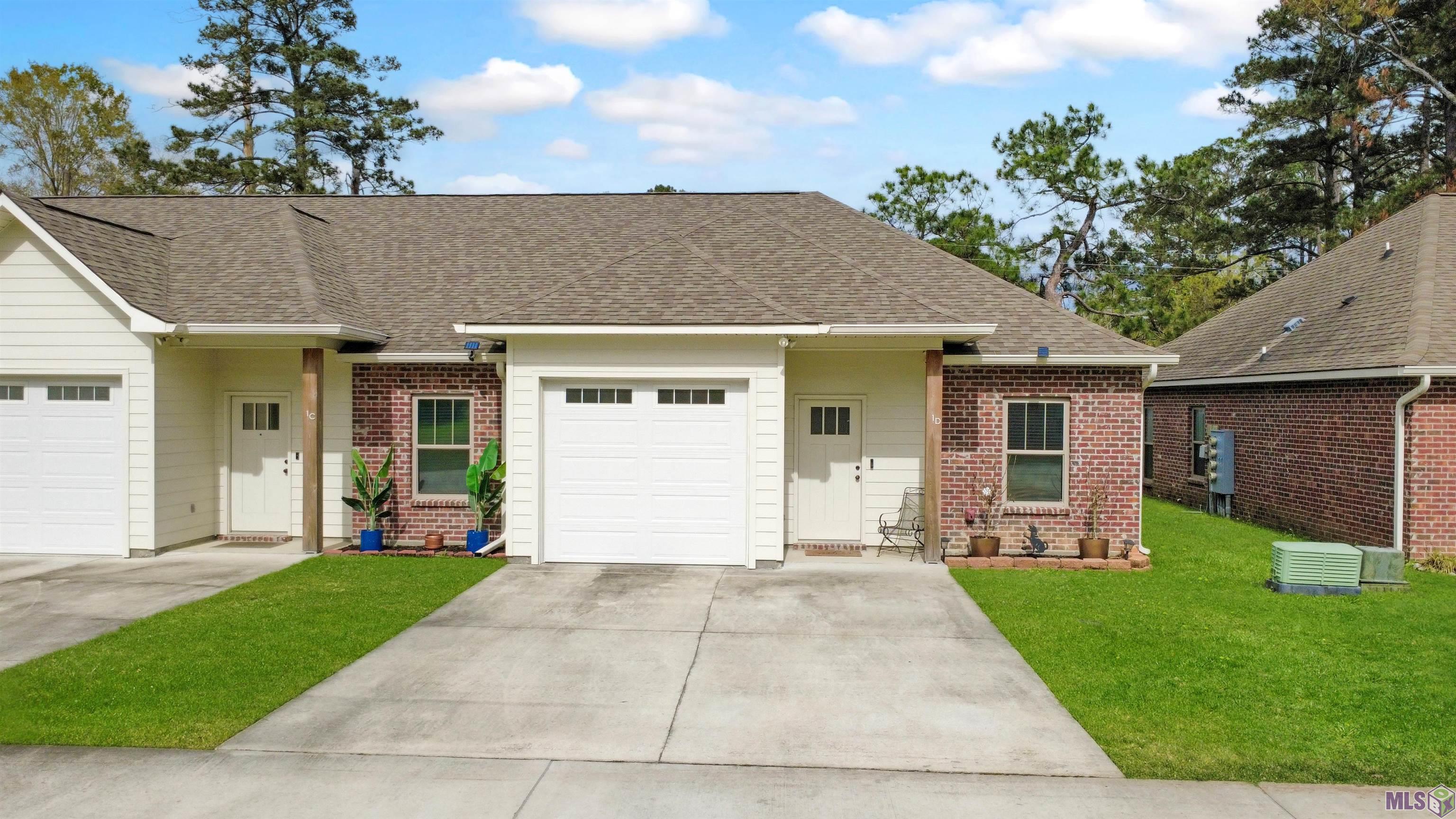 9900 COUNTRY CLUB DR, 1D, Denham Springs, LA 70726