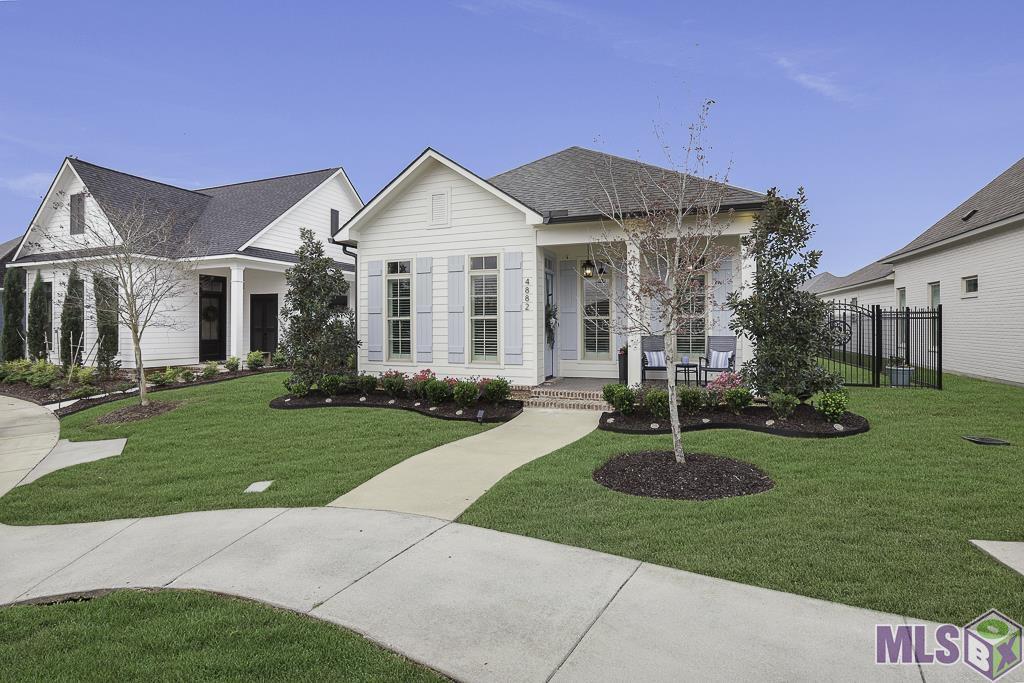 4882 FAIRBANKS AVE, Gonzales, LA 70737