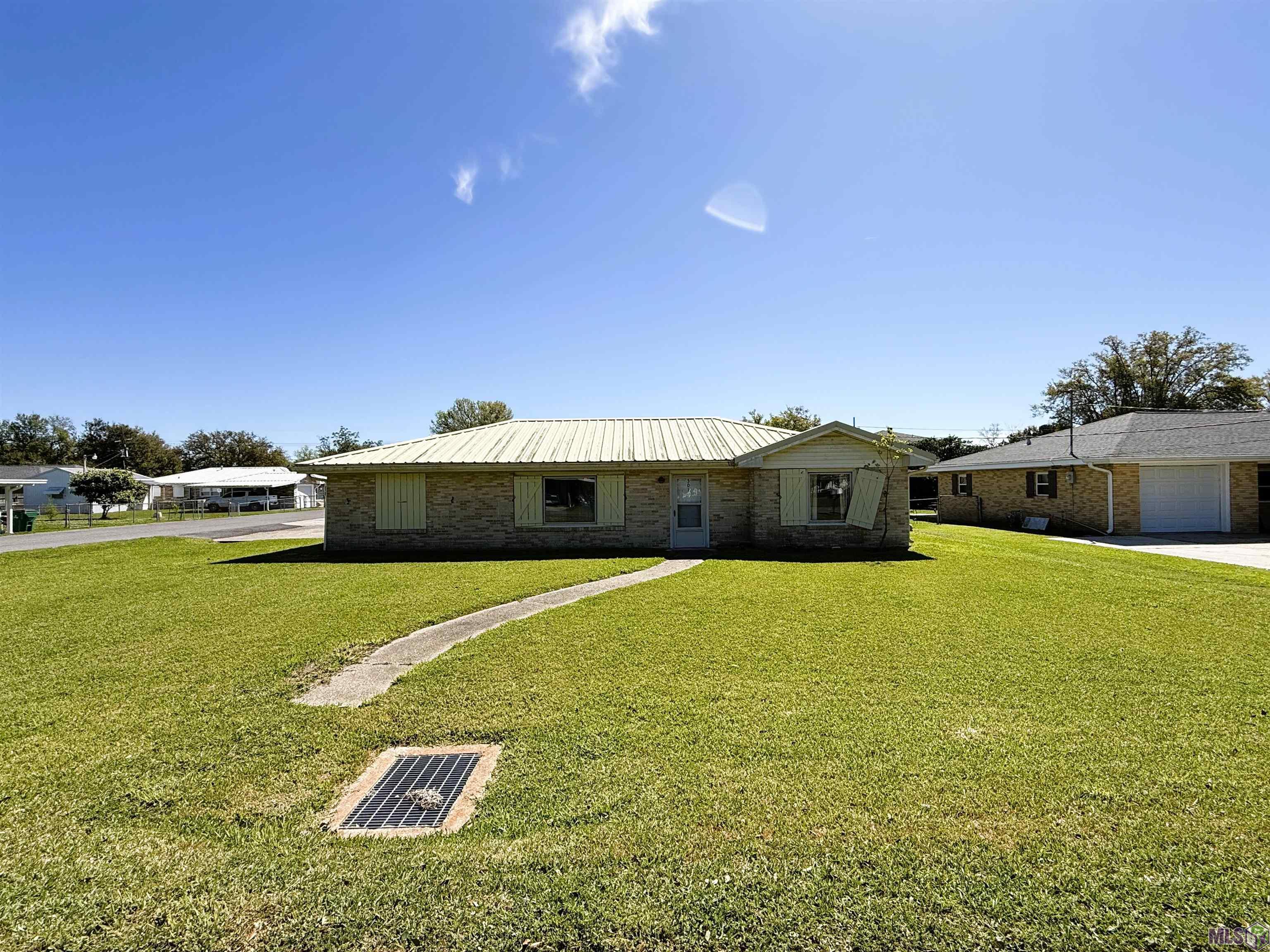 301 JULIA ST, Thibodaux, LA 70301