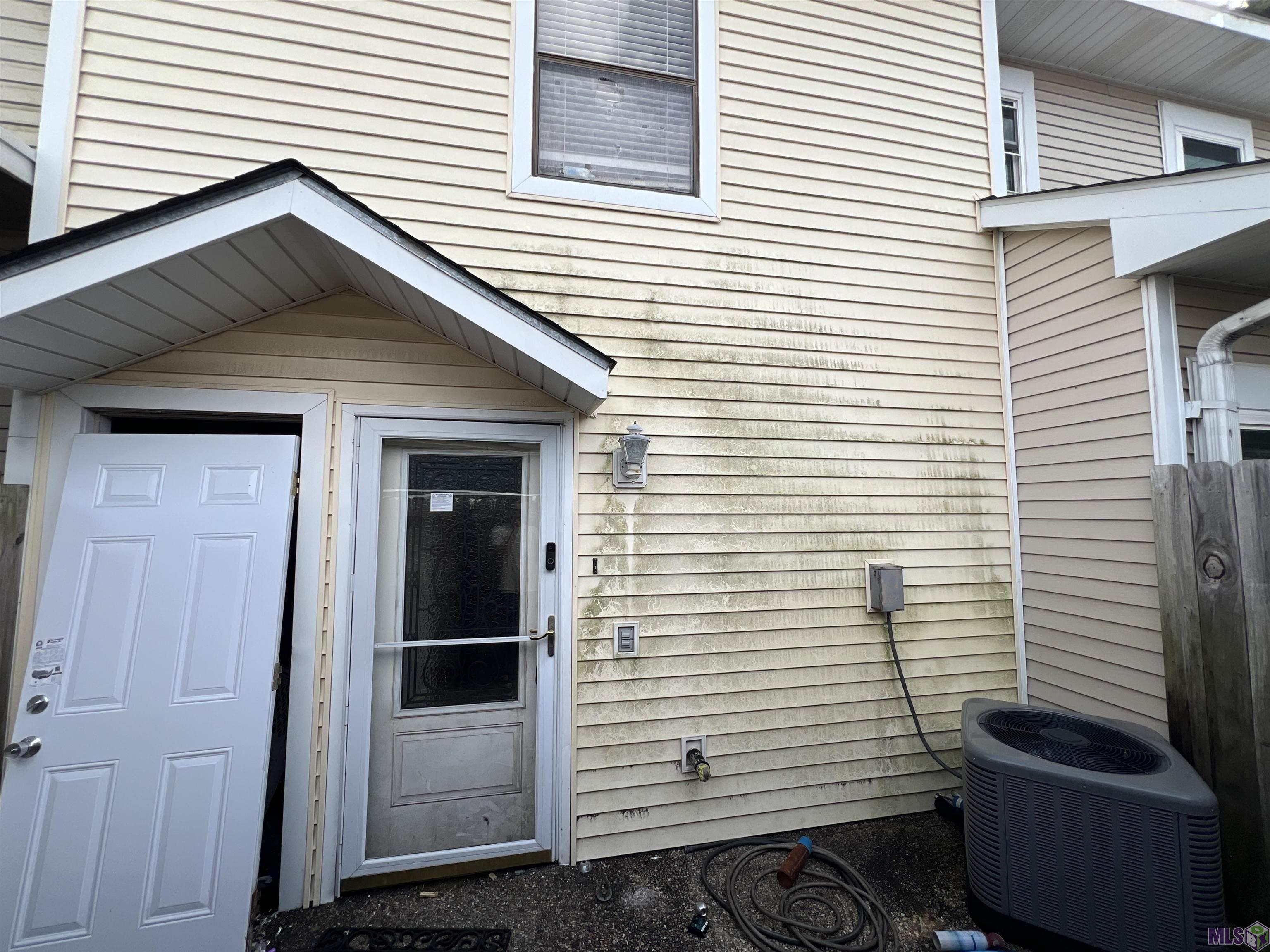 4198 JEFFERSON WOODS DR, Baton Rouge, LA 70809