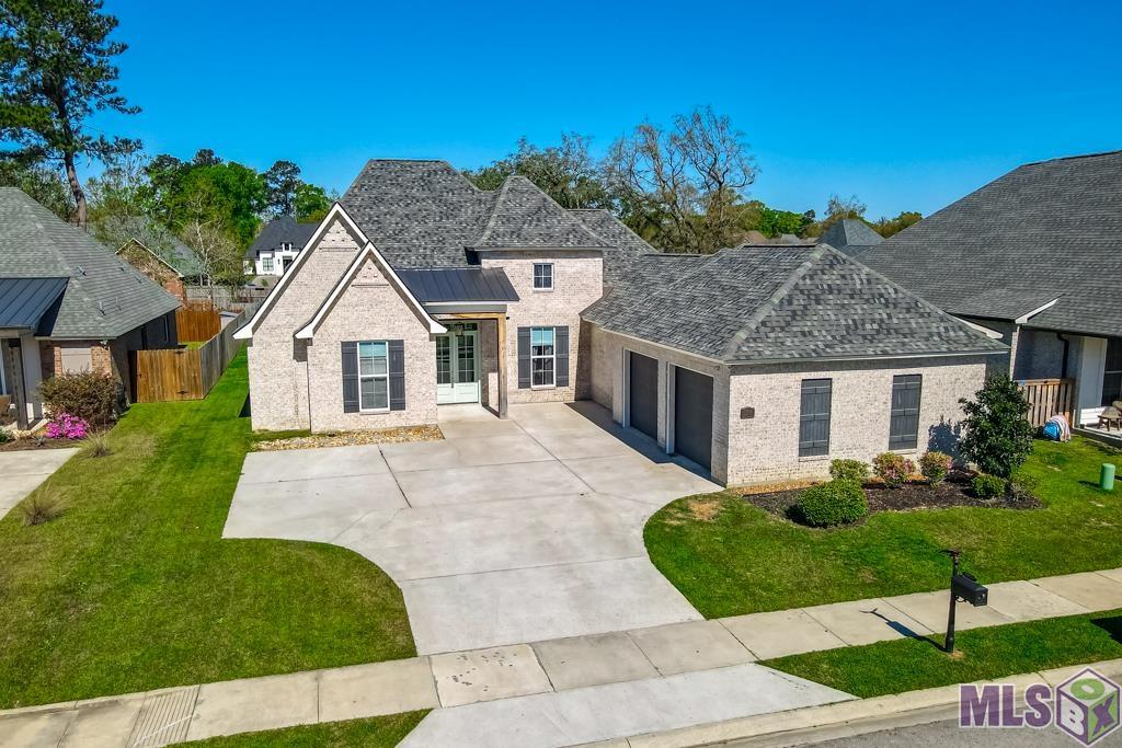 17719 EMPRESS DR, Greenwell Springs, LA 70739