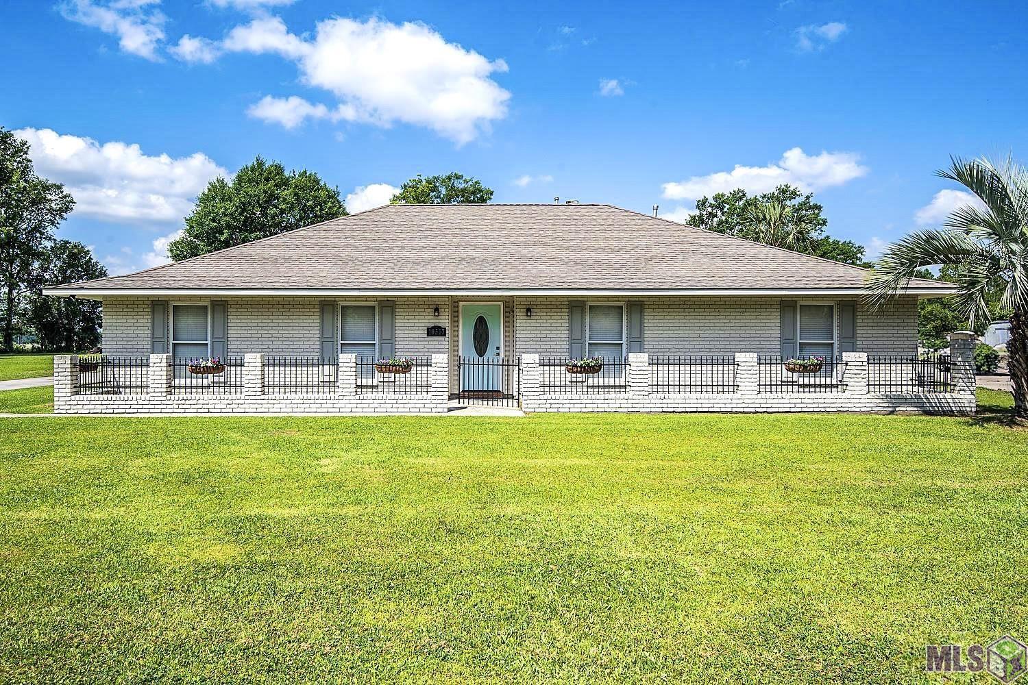 10517 BUXTON RD, St. Amant, LA 70774