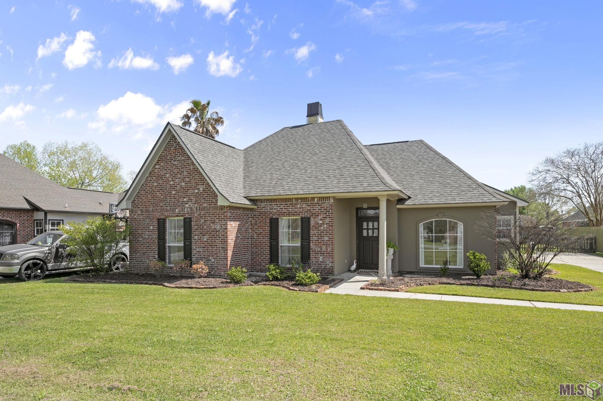 17476 MCCRORY 1 RD, Prairieville, LA 70769