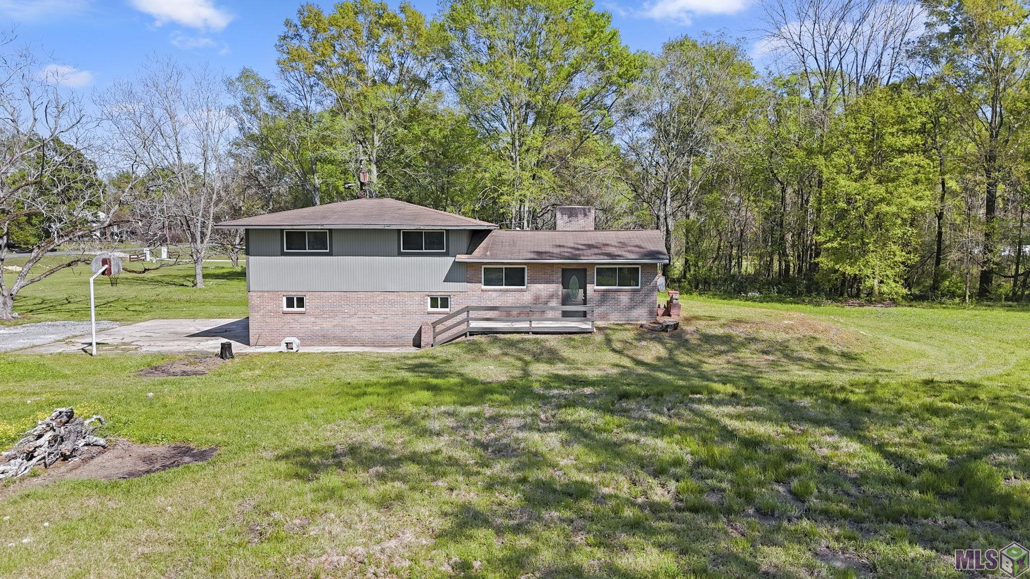 14747 W BEAVER DR, Central, LA 70770