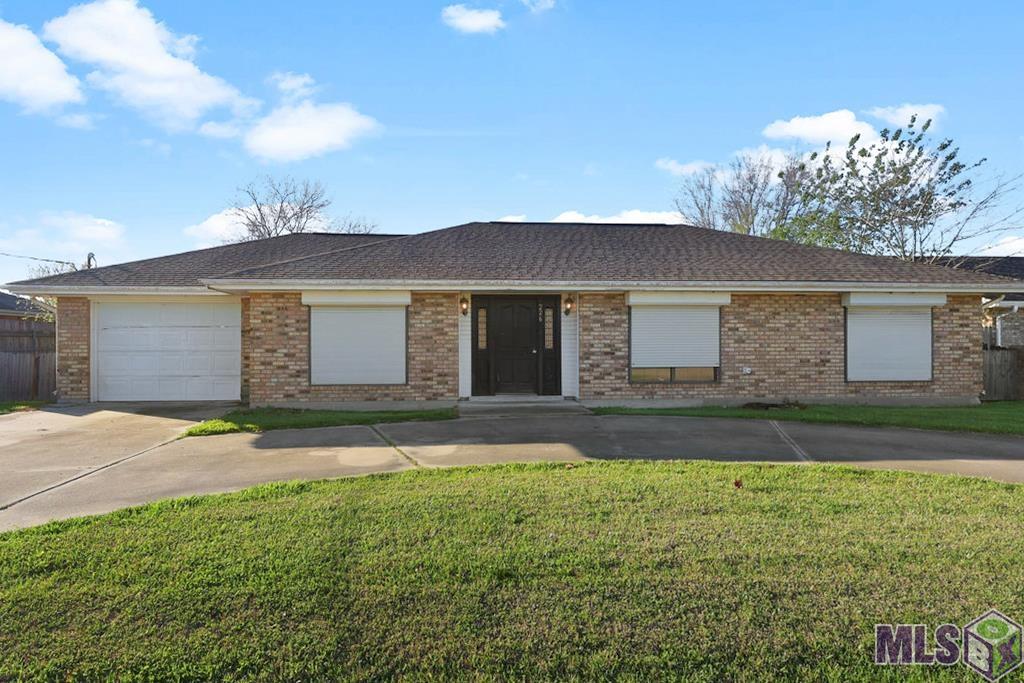 226 ELM DR, Raceland, LA 70816