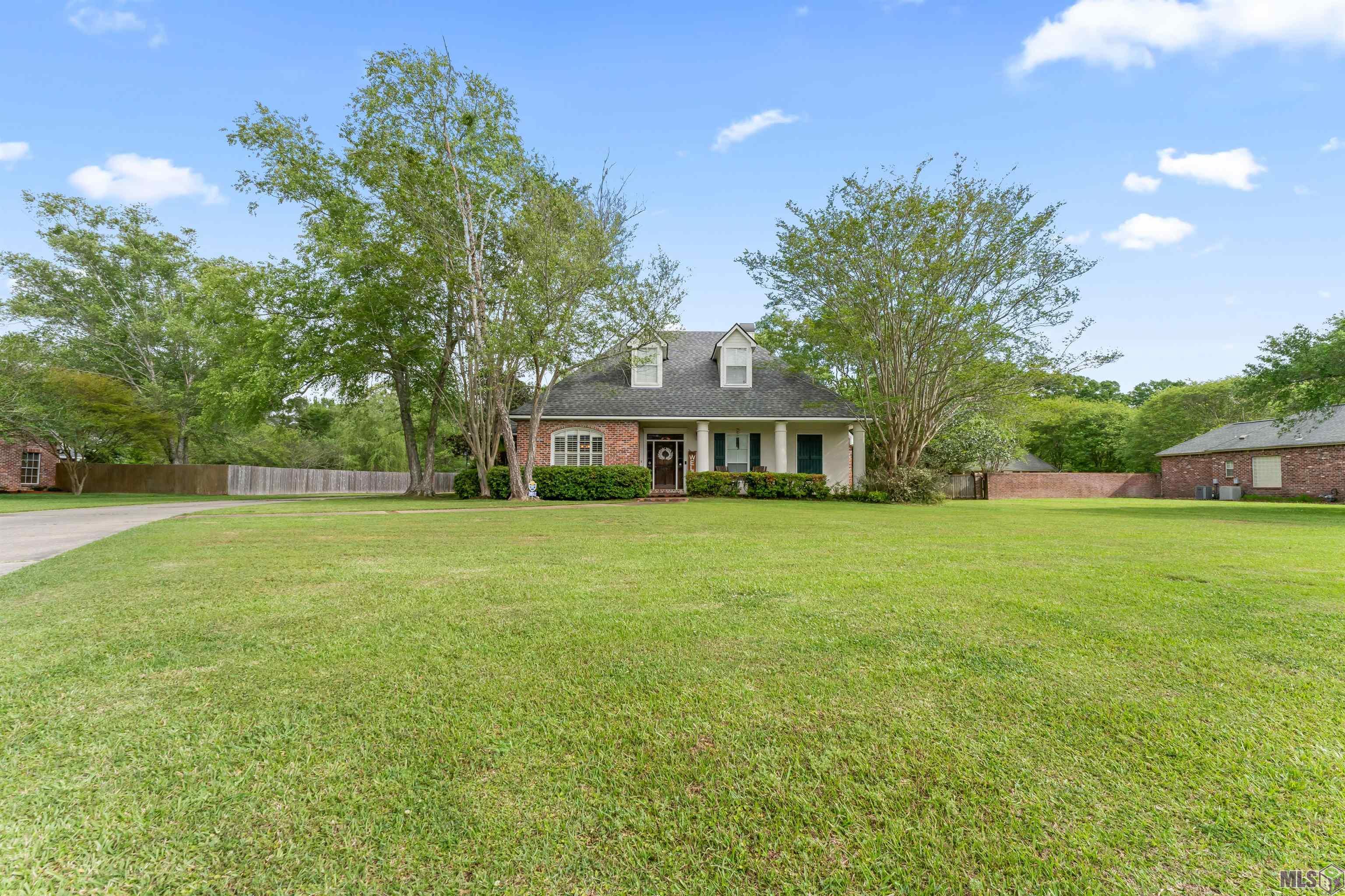 3607 RED CLOVER AVE, Zachary, LA 70791