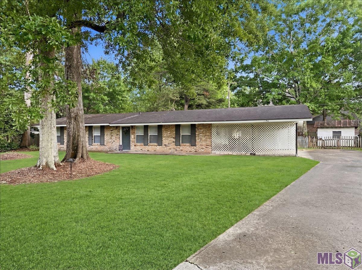 326 MARK DR, Denham Springs, LA 70726