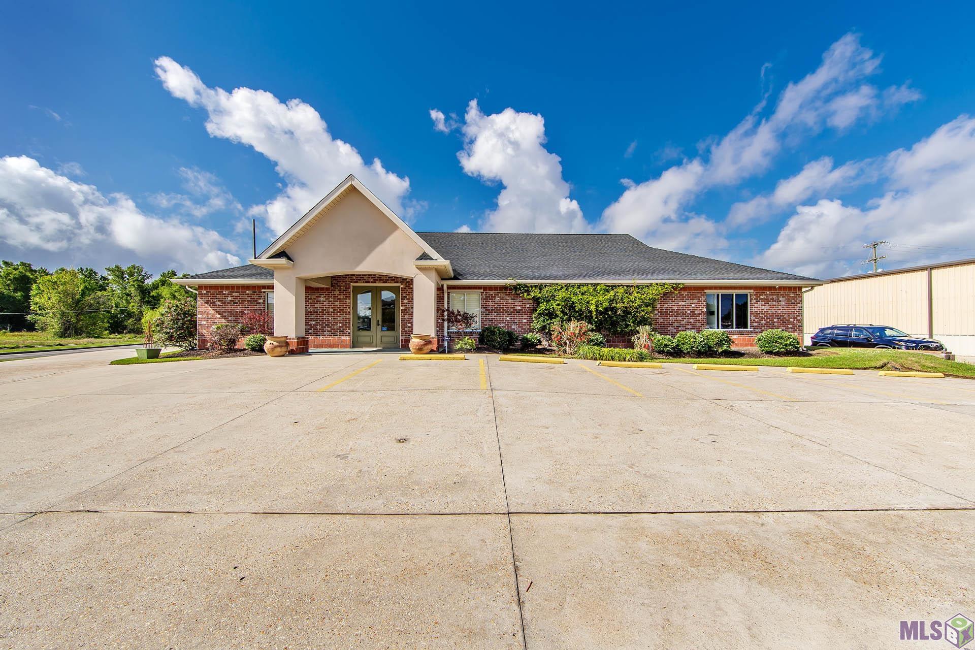 181 CORPORATE DRIVE, Houma, LA 70360