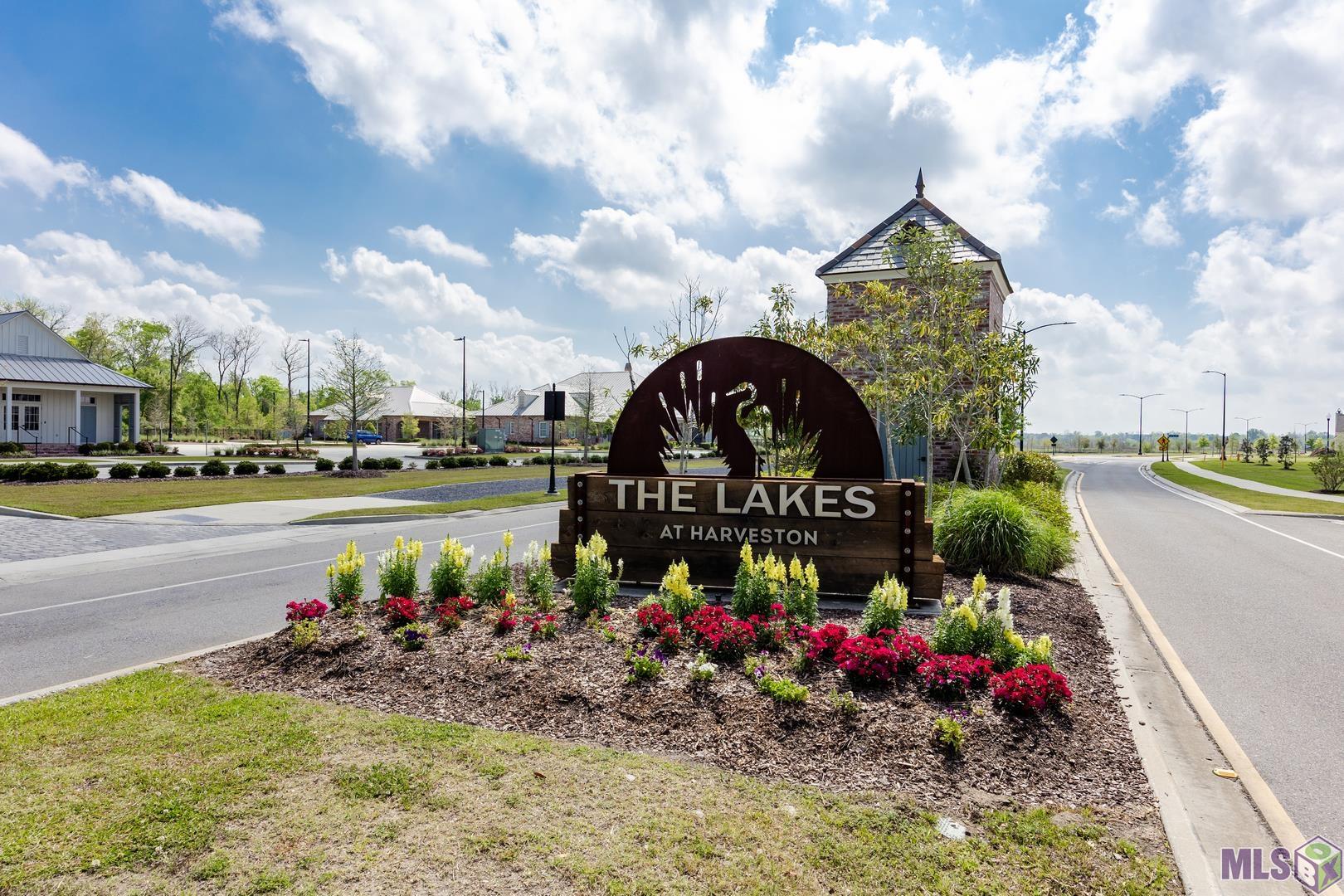 13857 GOLDEN HOLLY LN, Baton Rouge, LA 70810