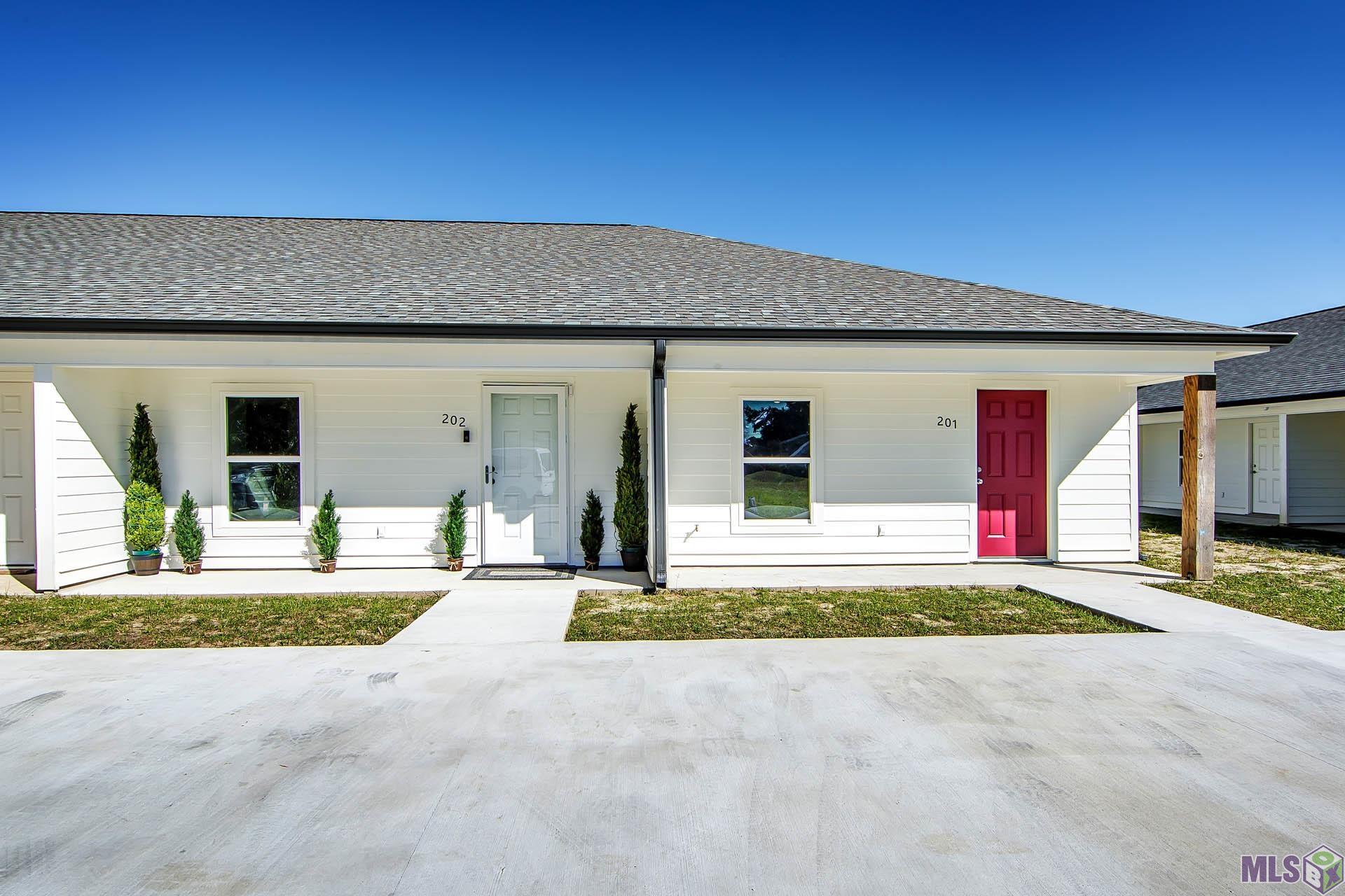 1300 LAFOURCHE DRIVE, 304, Thibodaux, LA 70301