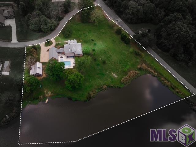 5042 THOMPSON COVE DR, St. Francisville, LA 70775