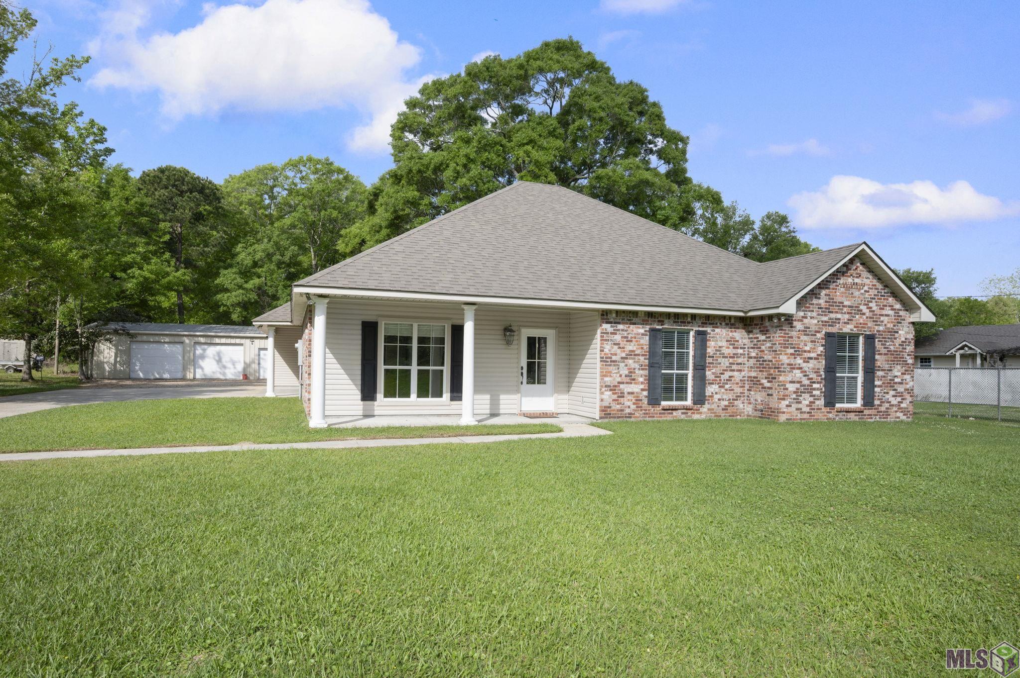 24371 WALKER SOUTH RD, Denham Springs, LA 70726