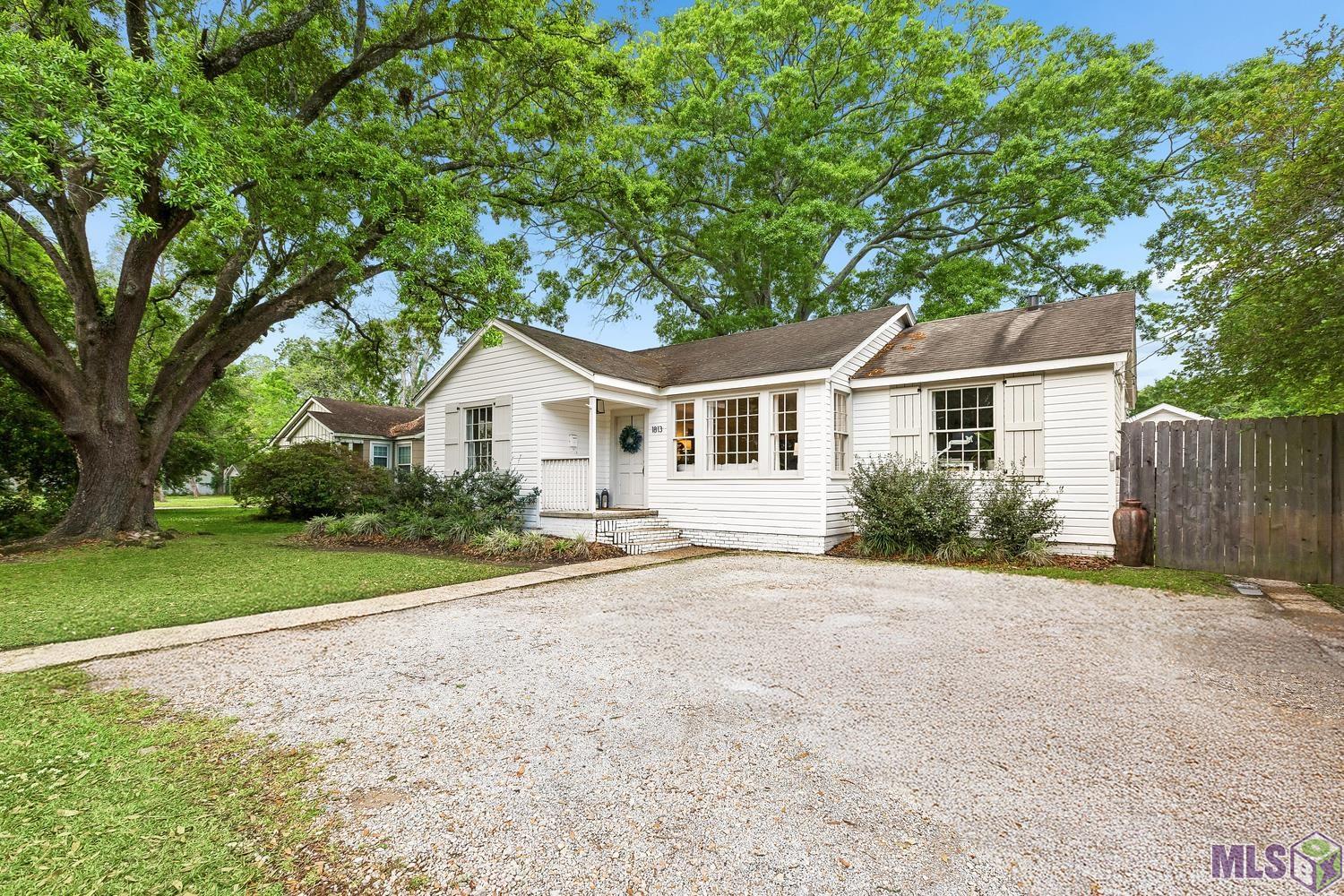 1813 LEE DR, Baton Rouge, LA 70808