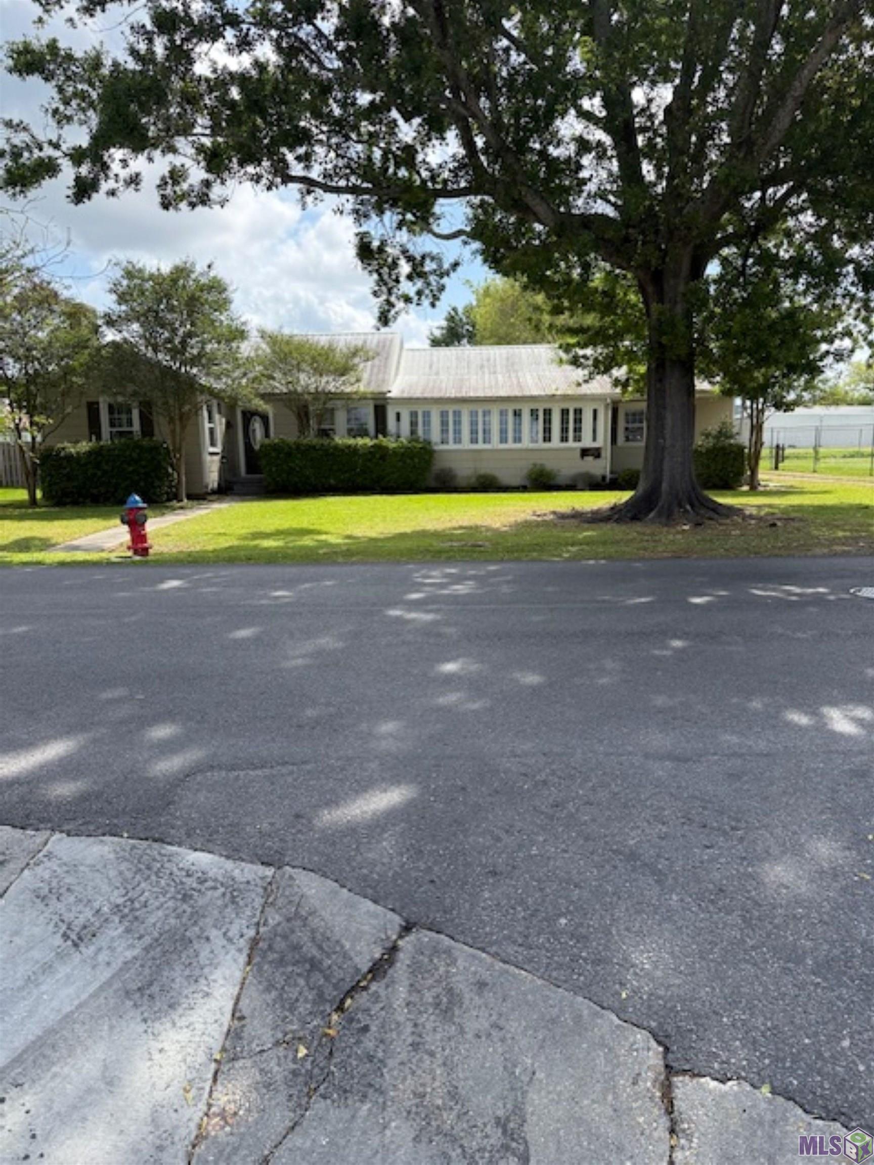 603 LAFOURCHE DRIVE, Thibodaux, LA 70301