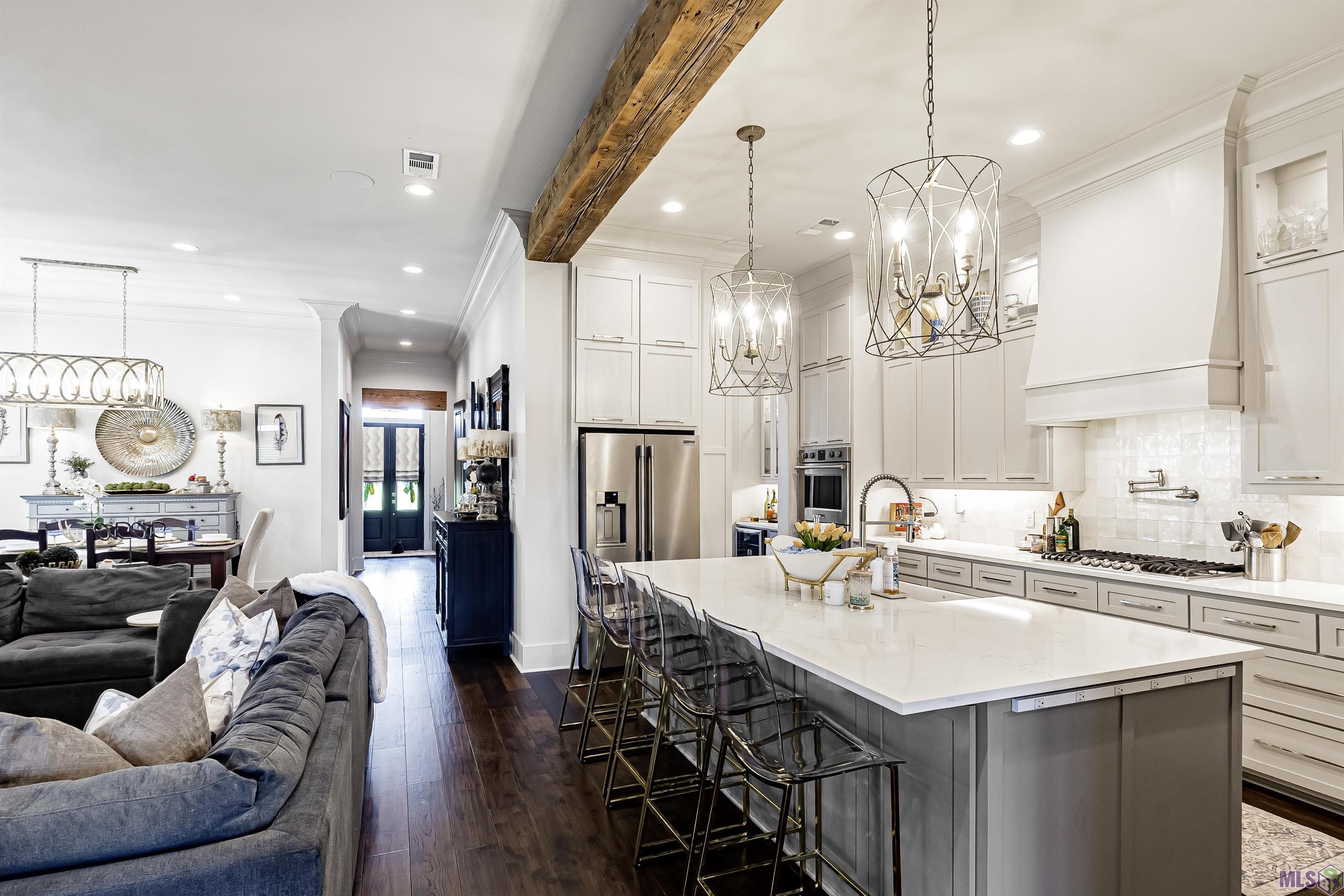 38194 EMERY LN, Prairieville, LA 70769