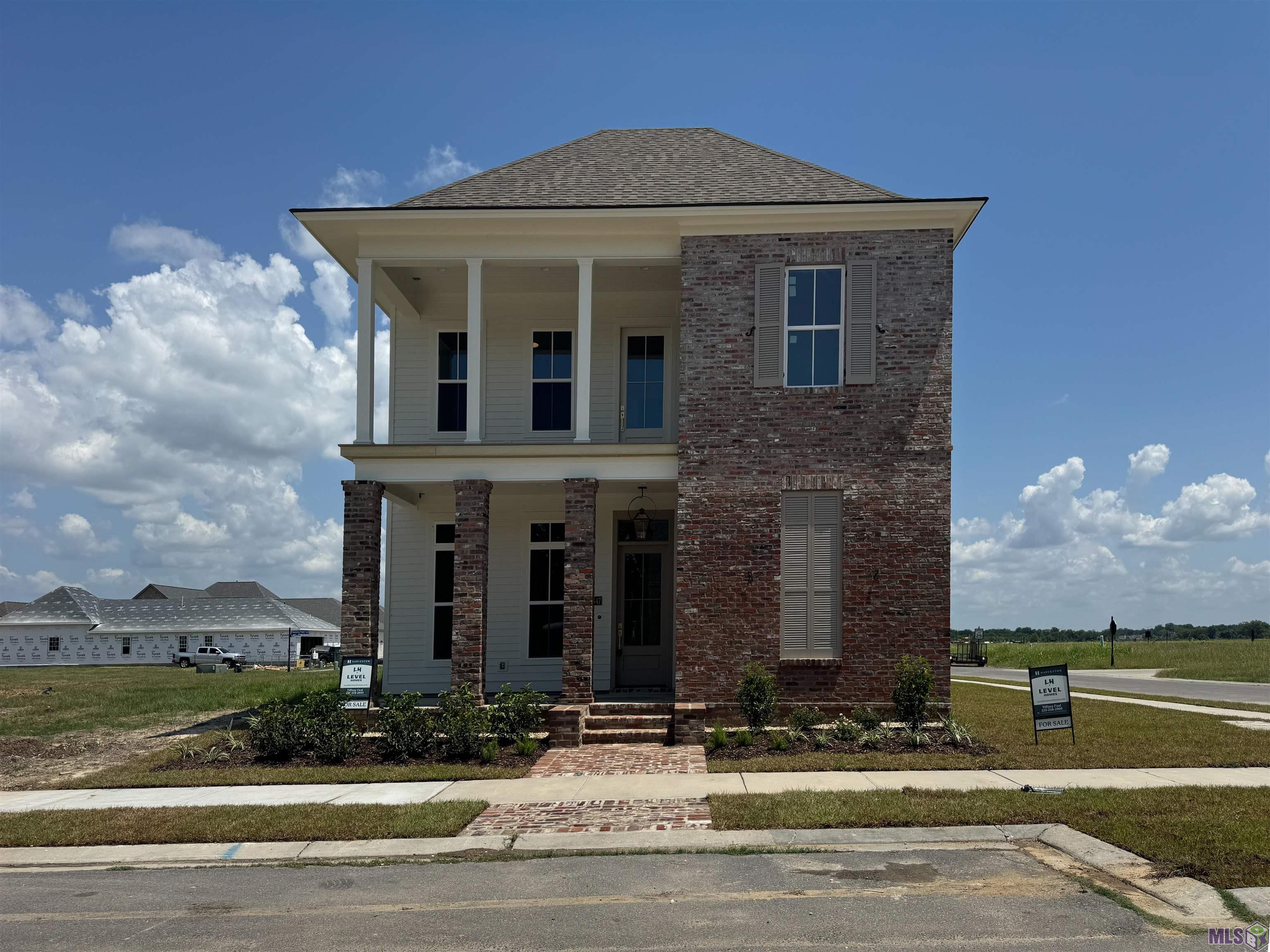 13847 HARVESTON MILL DR, Baton Rouge, LA 70810