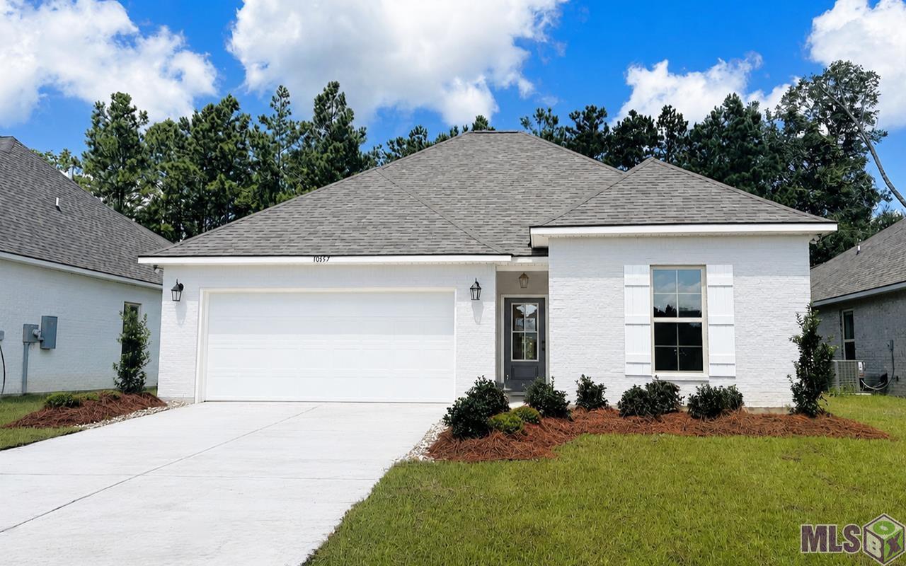 10657 DERIC AVE, Denham Springs, LA 70726