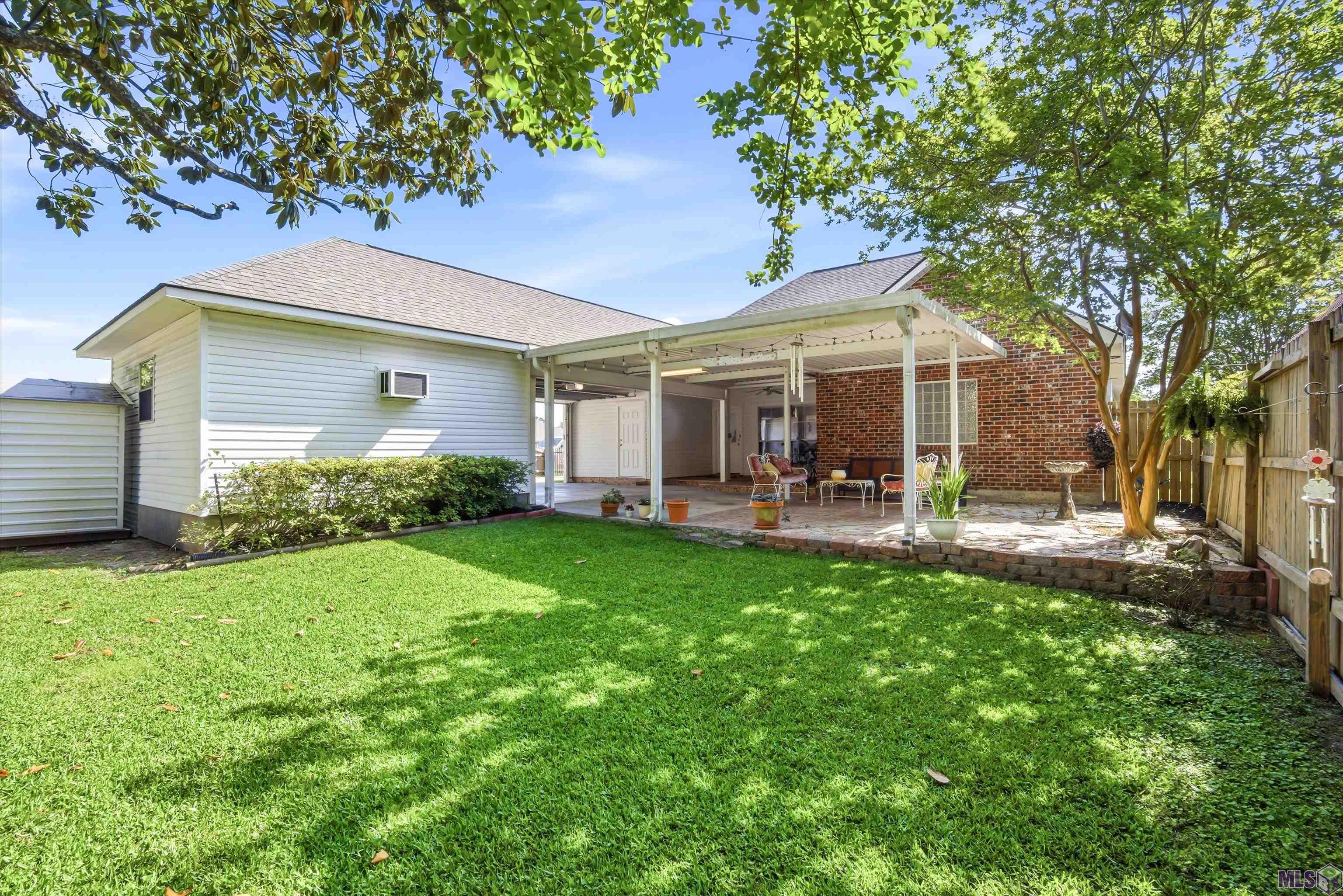 28025 FOXFIRE AVE, Walker, LA 70785