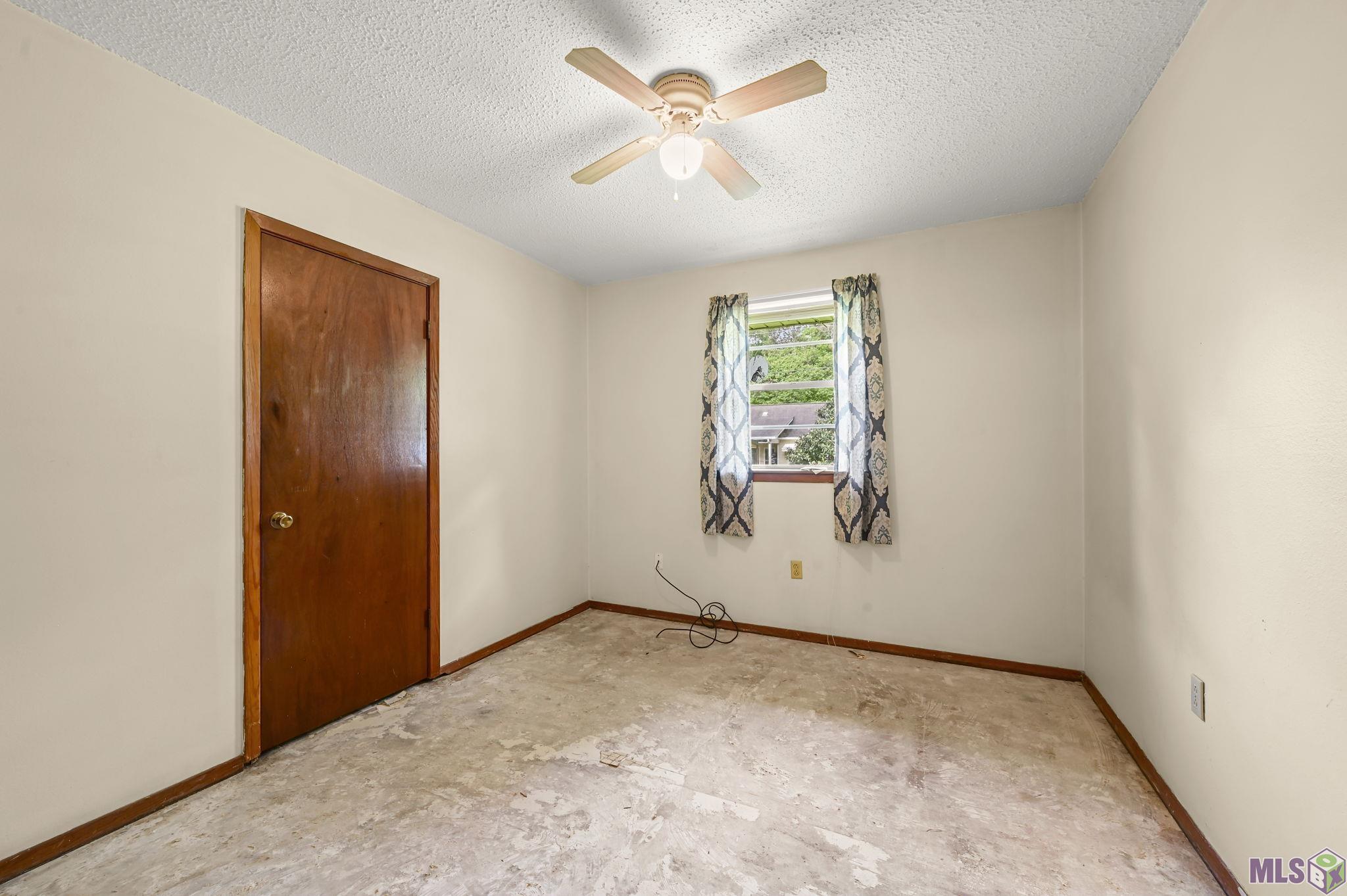 10590 PINE ST, Clinton, LA 70722