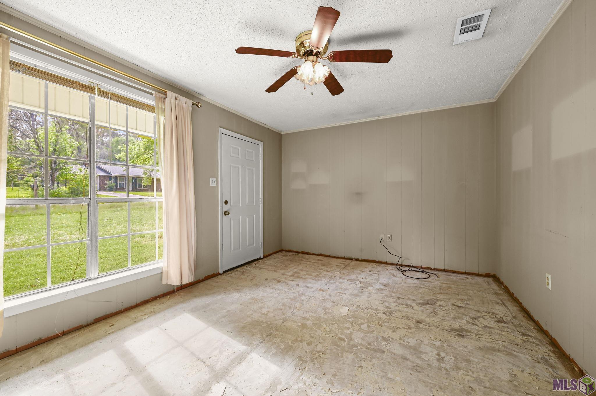 10590 PINE ST, Clinton, LA 70722