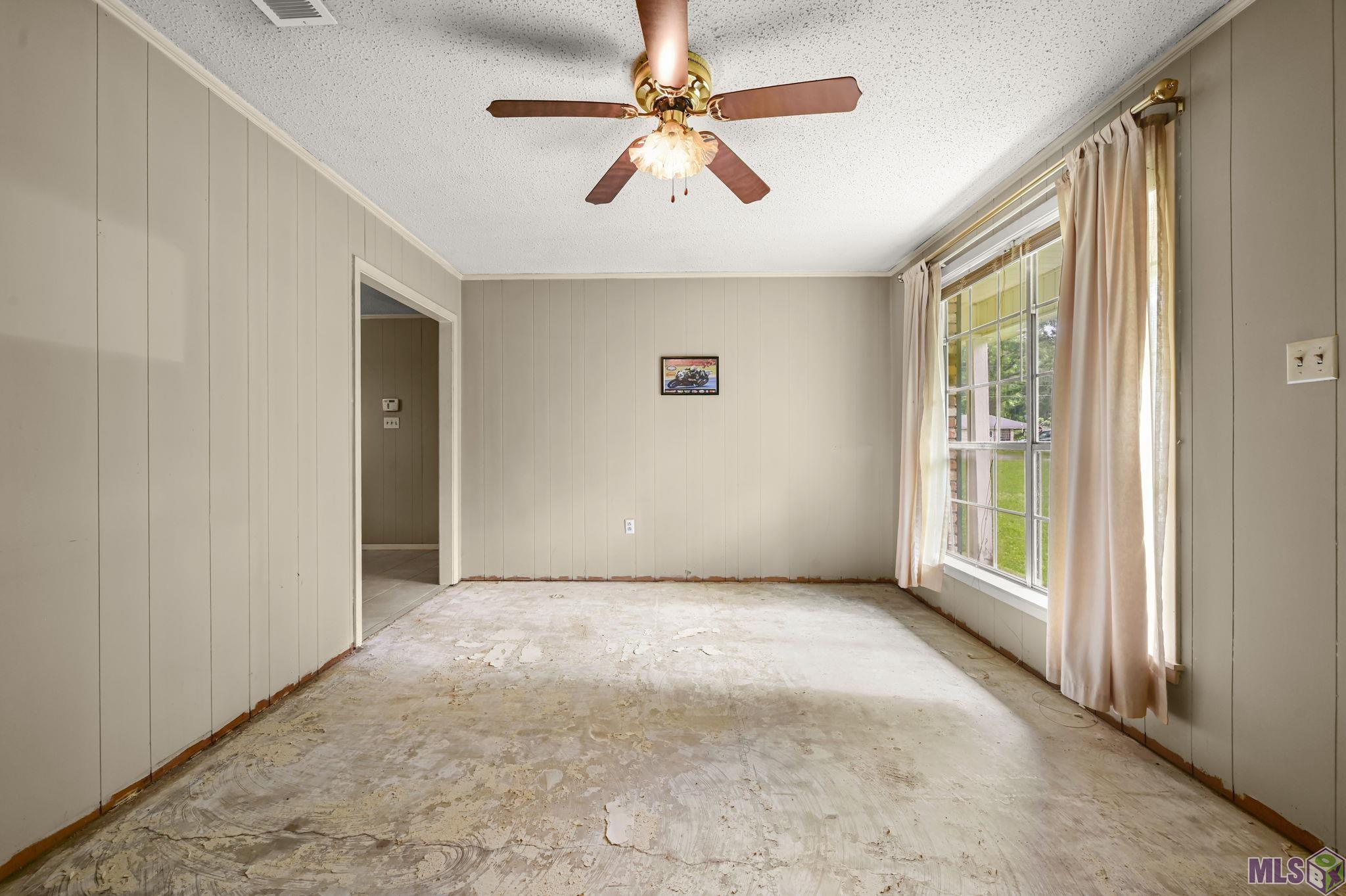 10590 PINE ST, Clinton, LA 70722