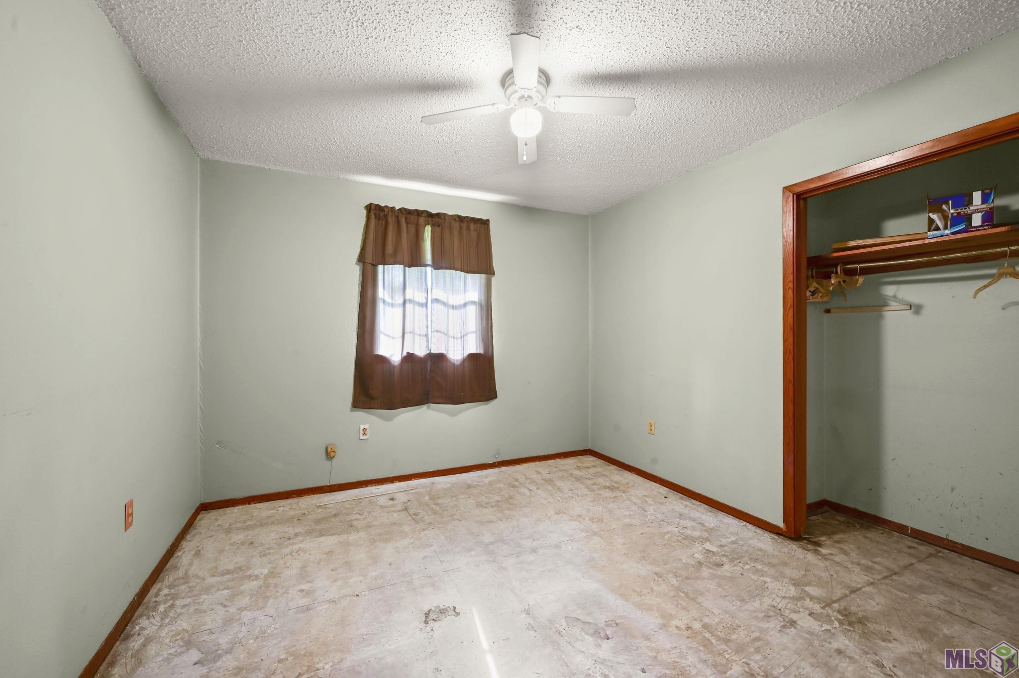 10590 PINE ST, Clinton, LA 70722