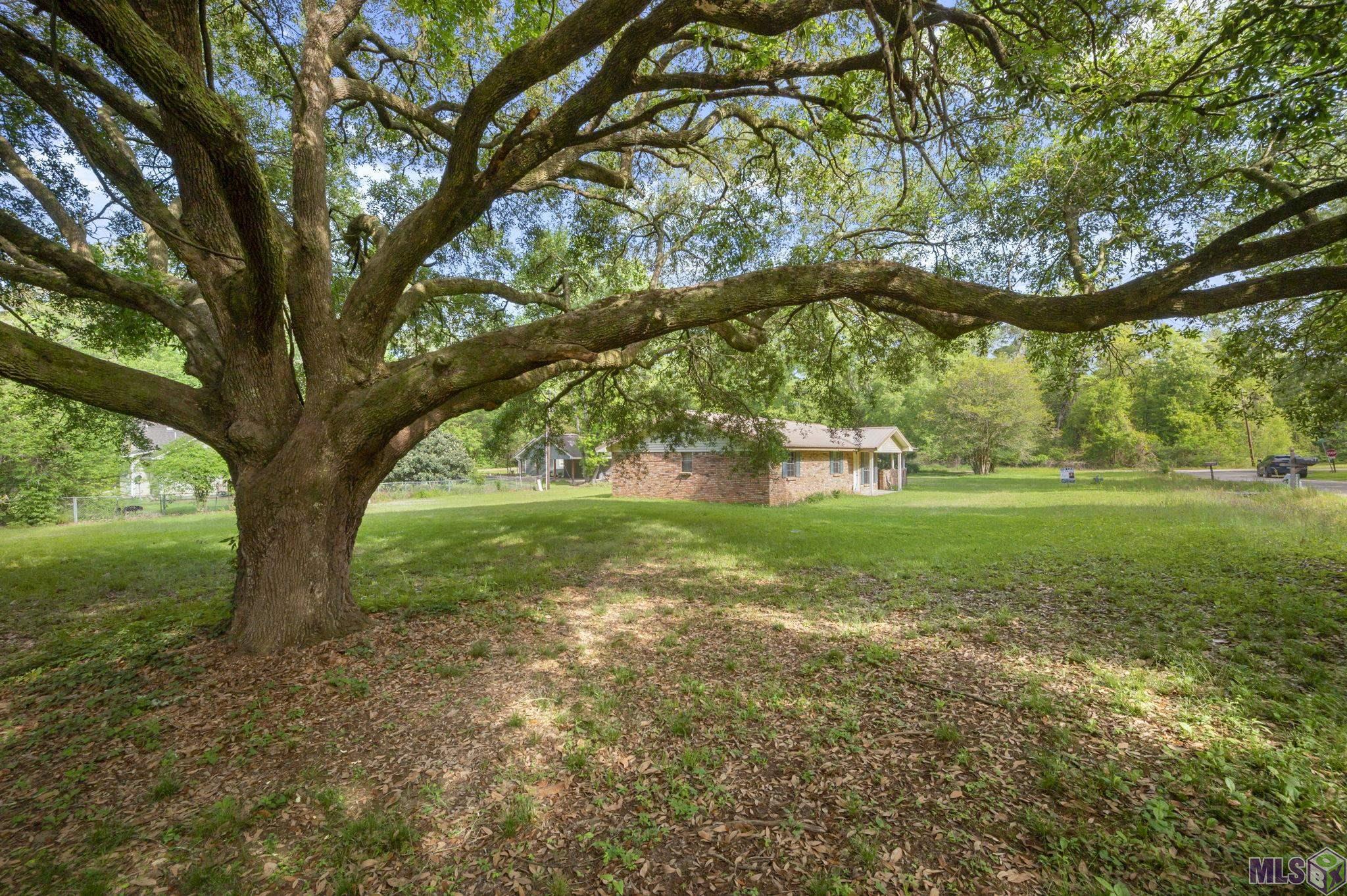 10590 PINE ST, Clinton, LA 70722