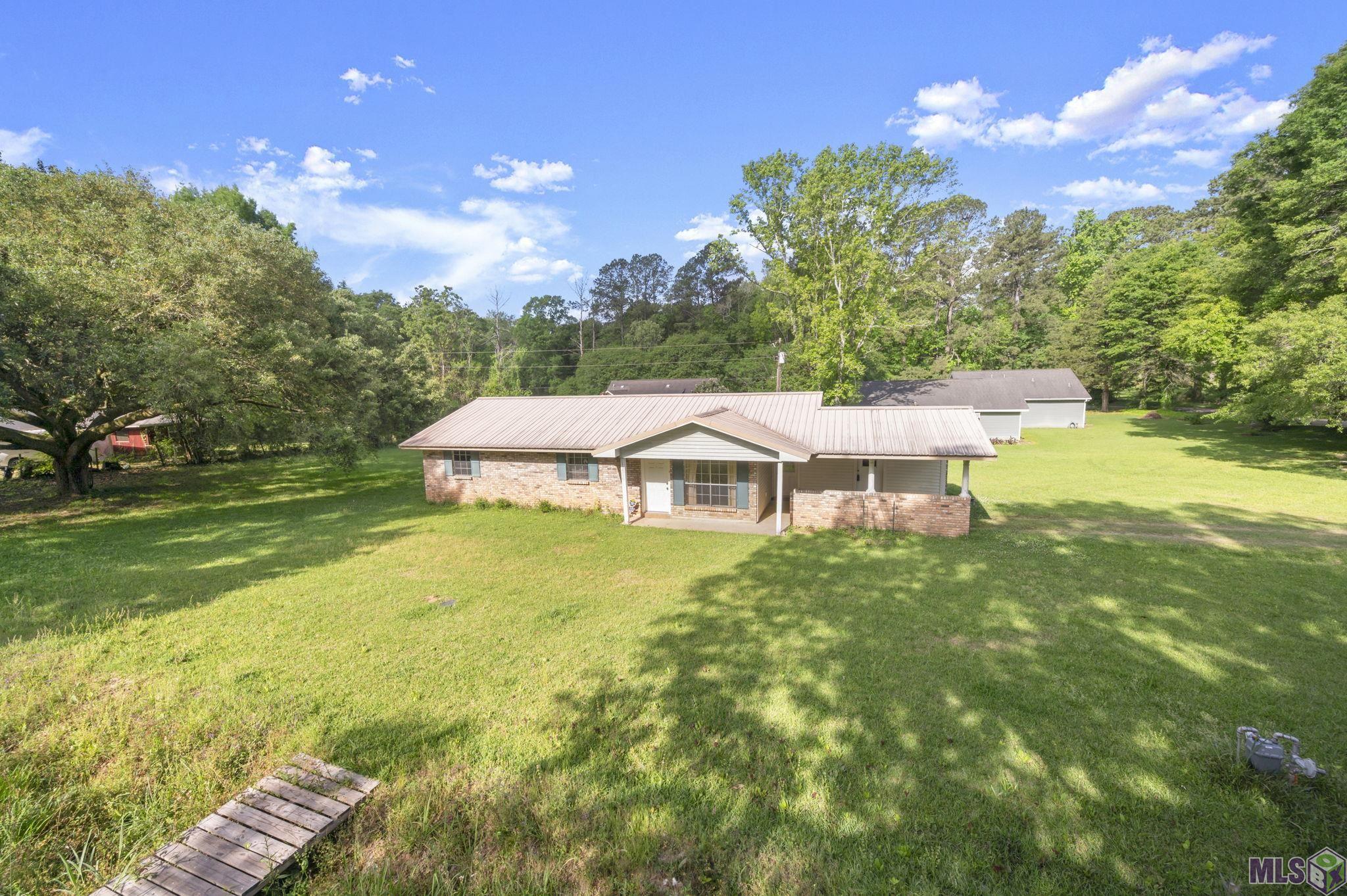 10590 PINE ST, Clinton, LA 70722