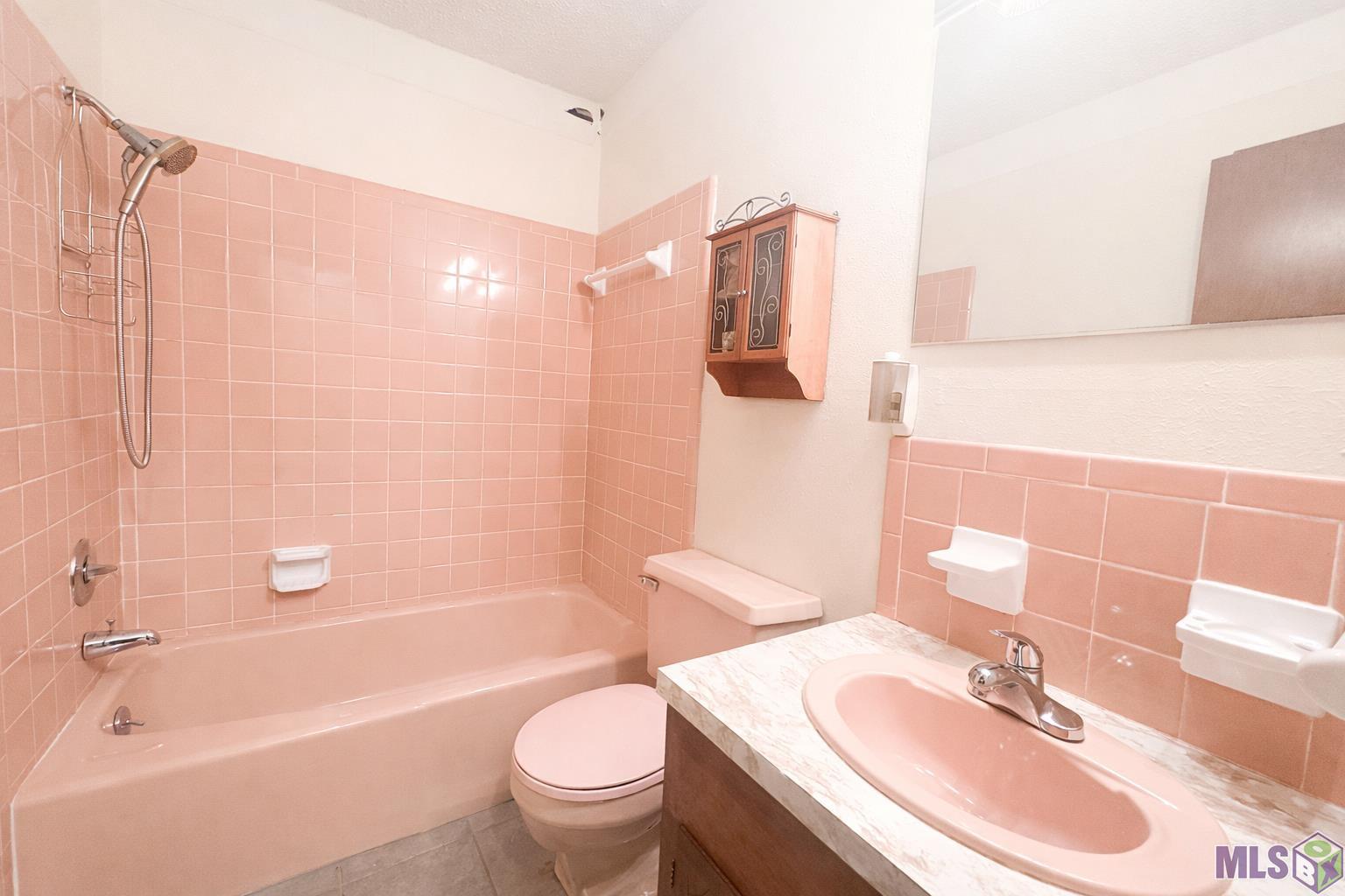 403 CASCADE DR, Houma, LA 70364