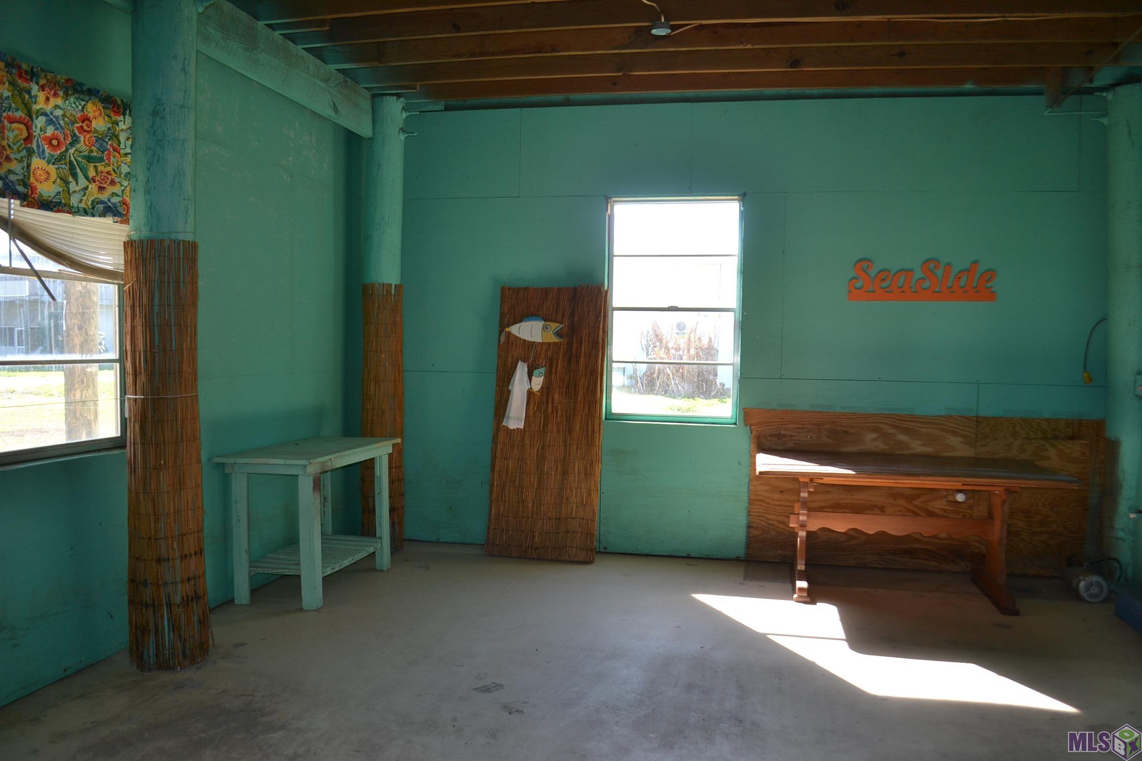 Photo 31