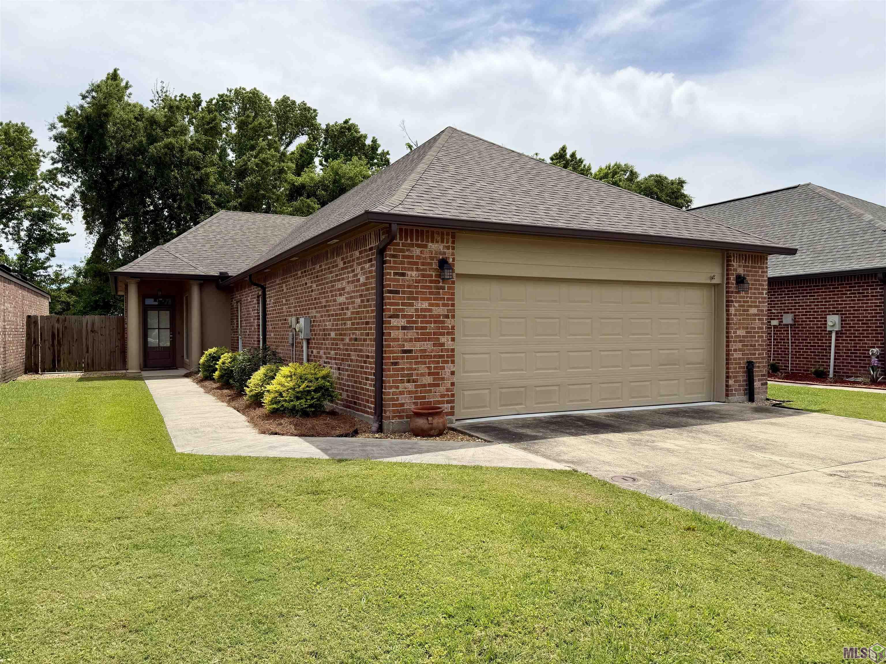 3831 SOUTHPASS AVE, Baton Rouge, LA 70820