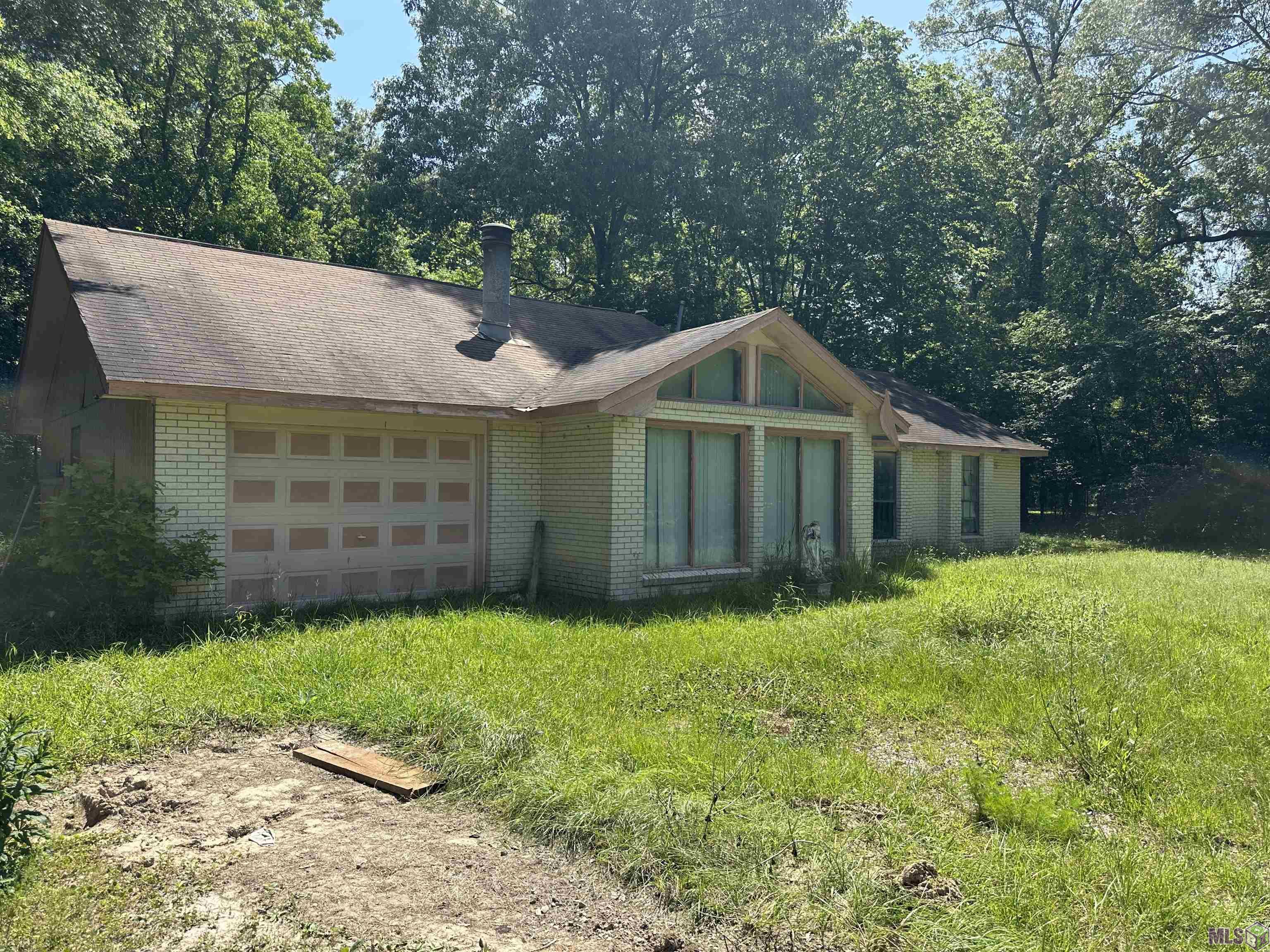 16061 PRIDE PORT HUDSON RD, Pride, LA 70770