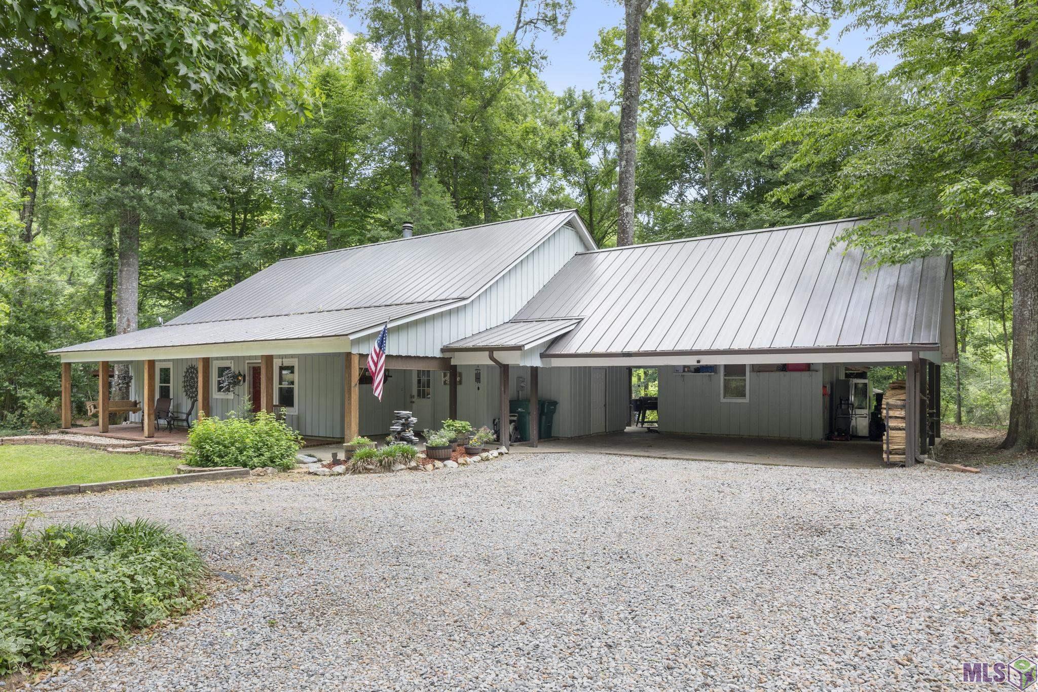 7000 BARROW CREEK DR, St. Francisville, LA 70775