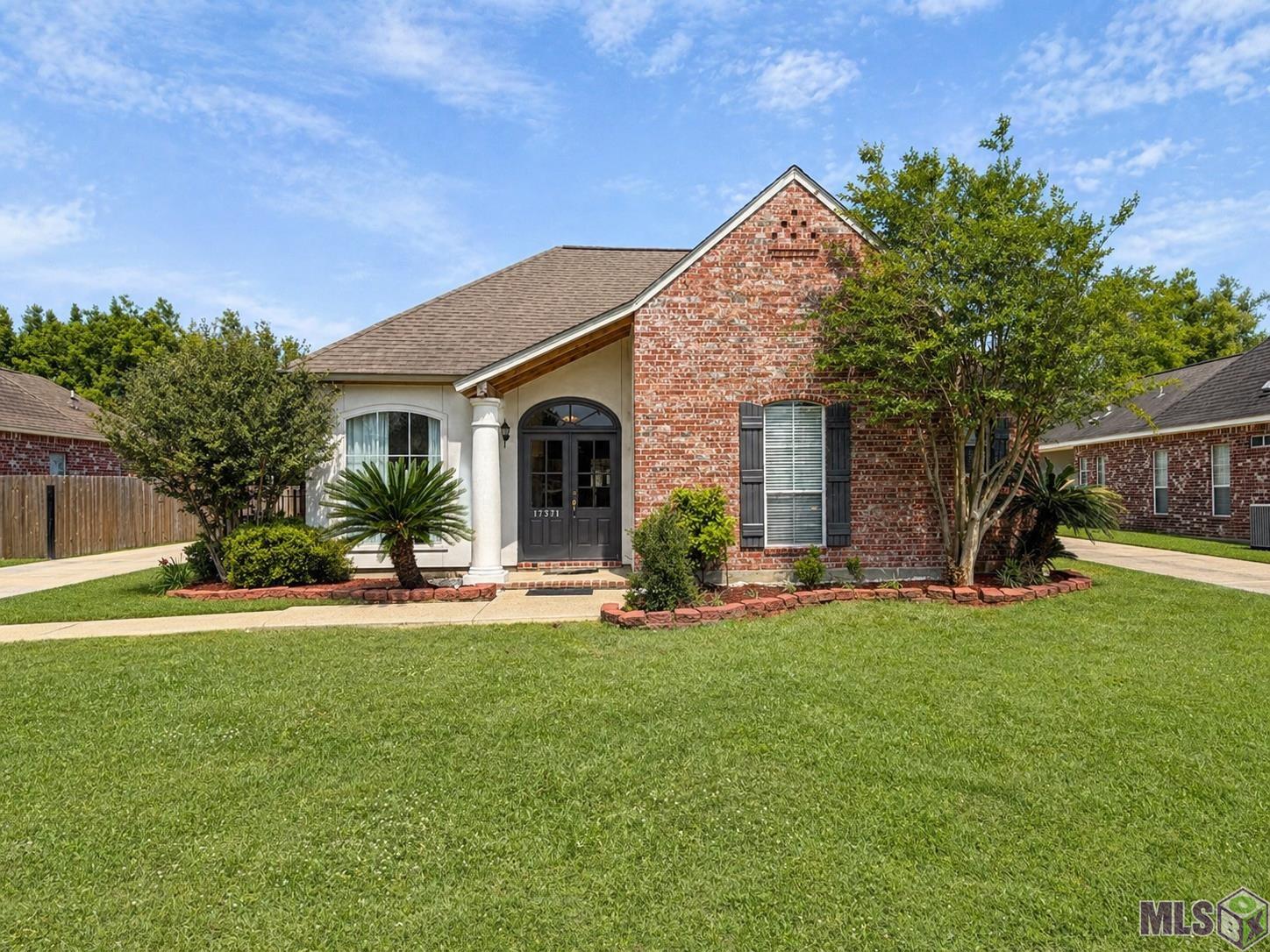 17371 LAKE AZALEA DR, Baton Rouge, LA 70817