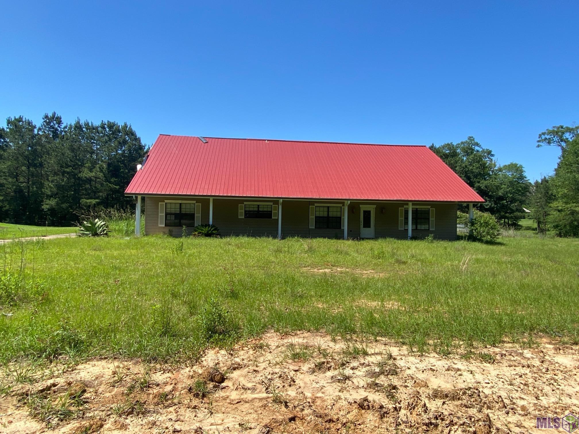 8945 PETERSON RD, St. Francisville, LA 70775
