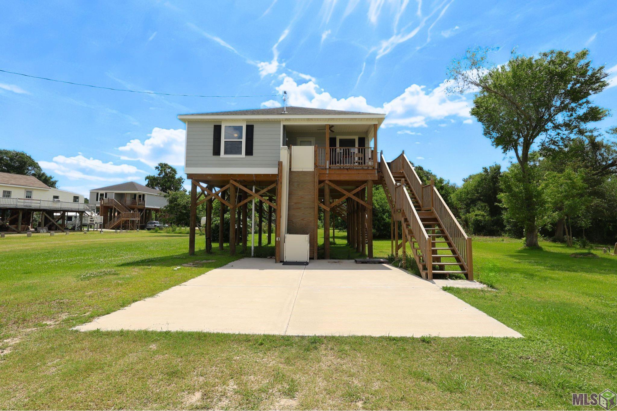 7285 Grand Caillou Road, Dulac, LA 70363