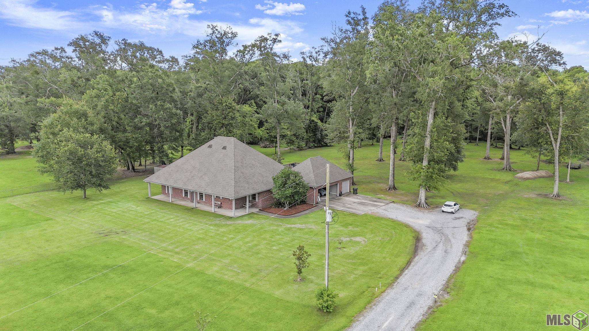 11320 B PHILLIPS RD, Gonzales, LA 70737