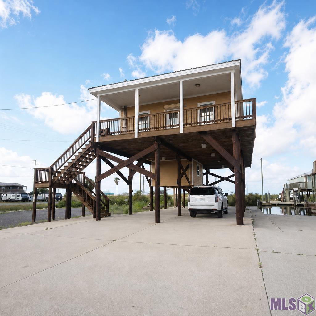105 FOSTER LN, Grand Isle, LA 70358