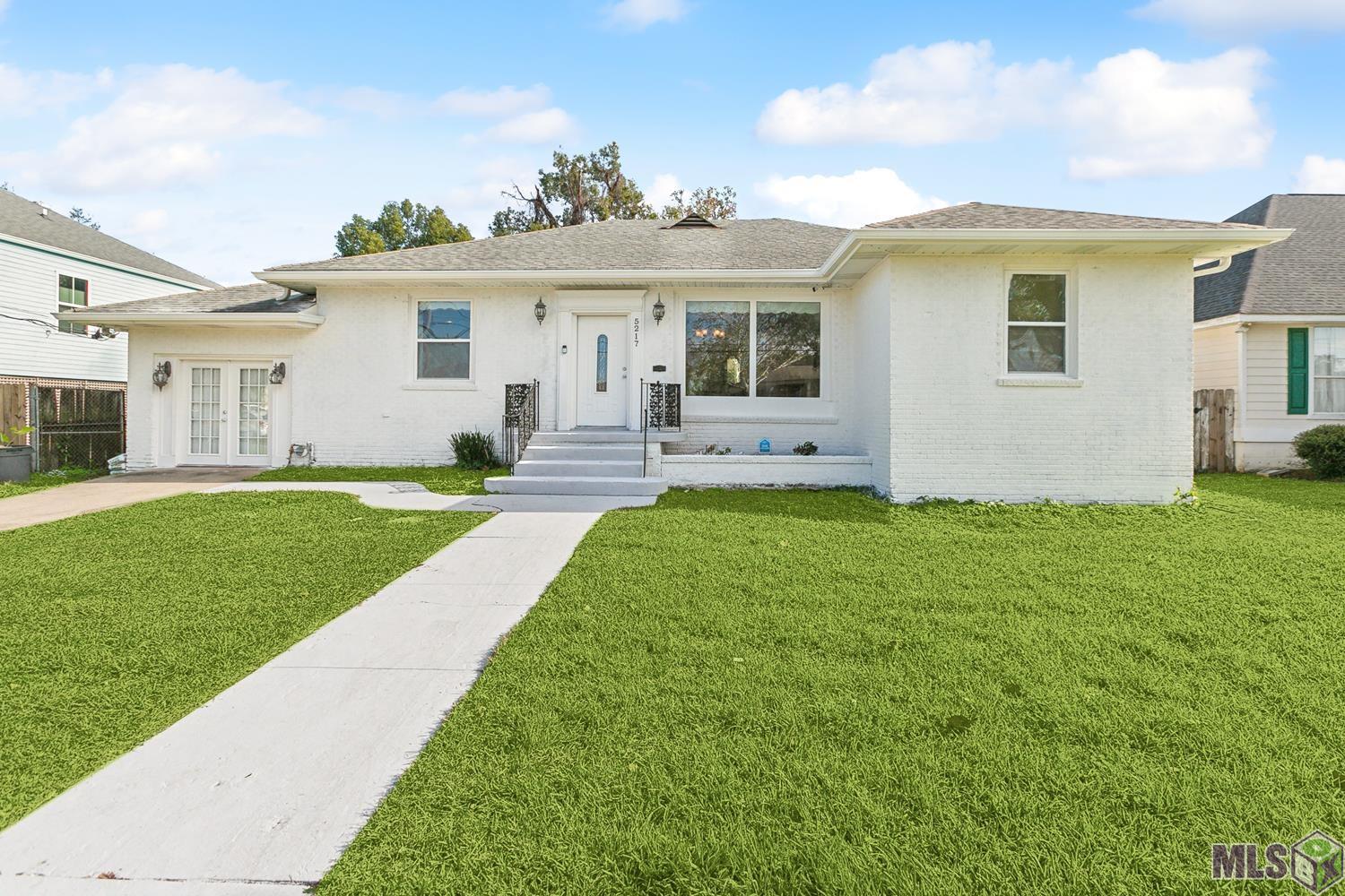 5217 CHAMBERLAIN, New Orleans, LA 70122