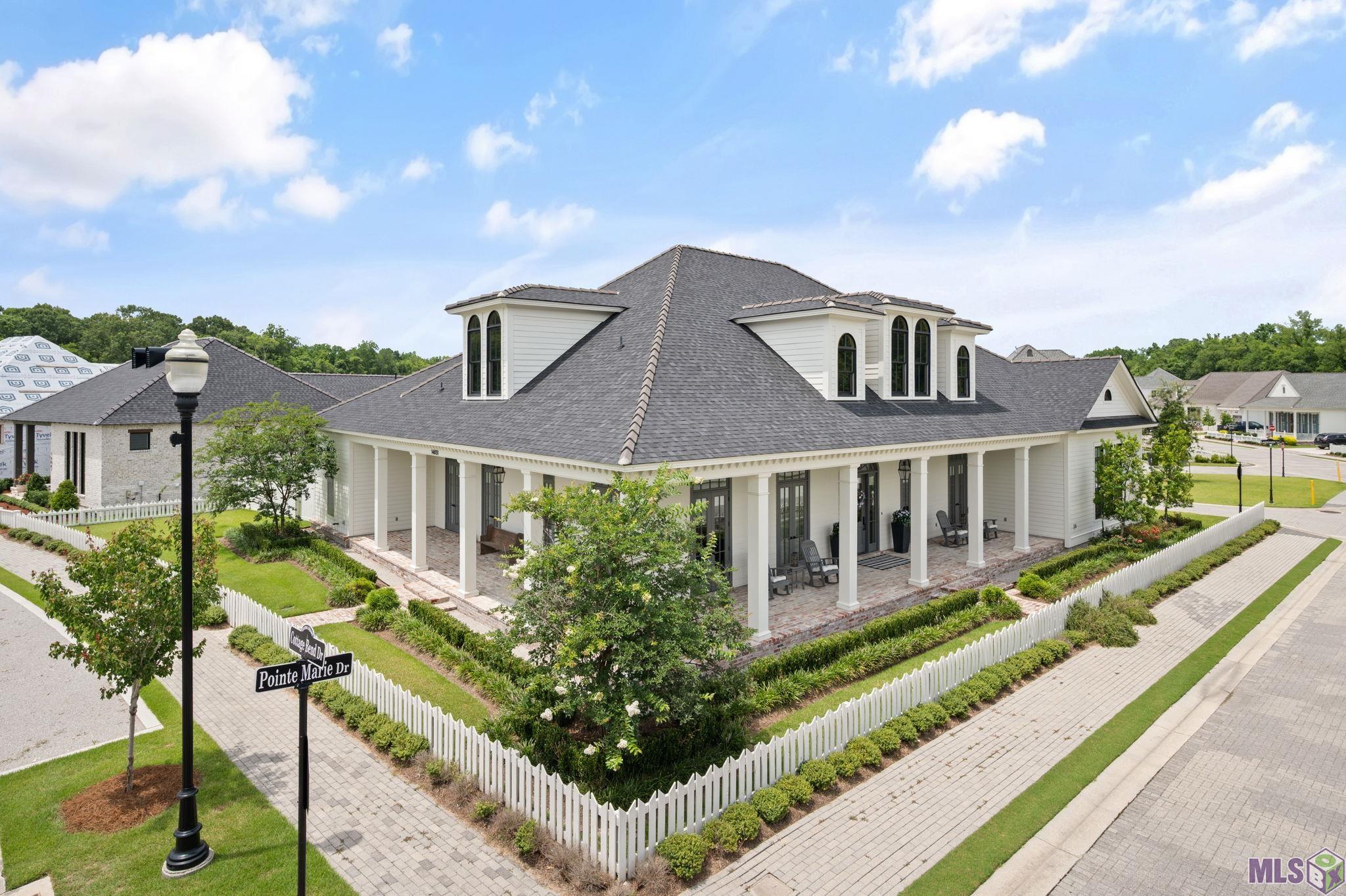 14651 COTTAGE BEND DR, Baton Rouge, LA 70820