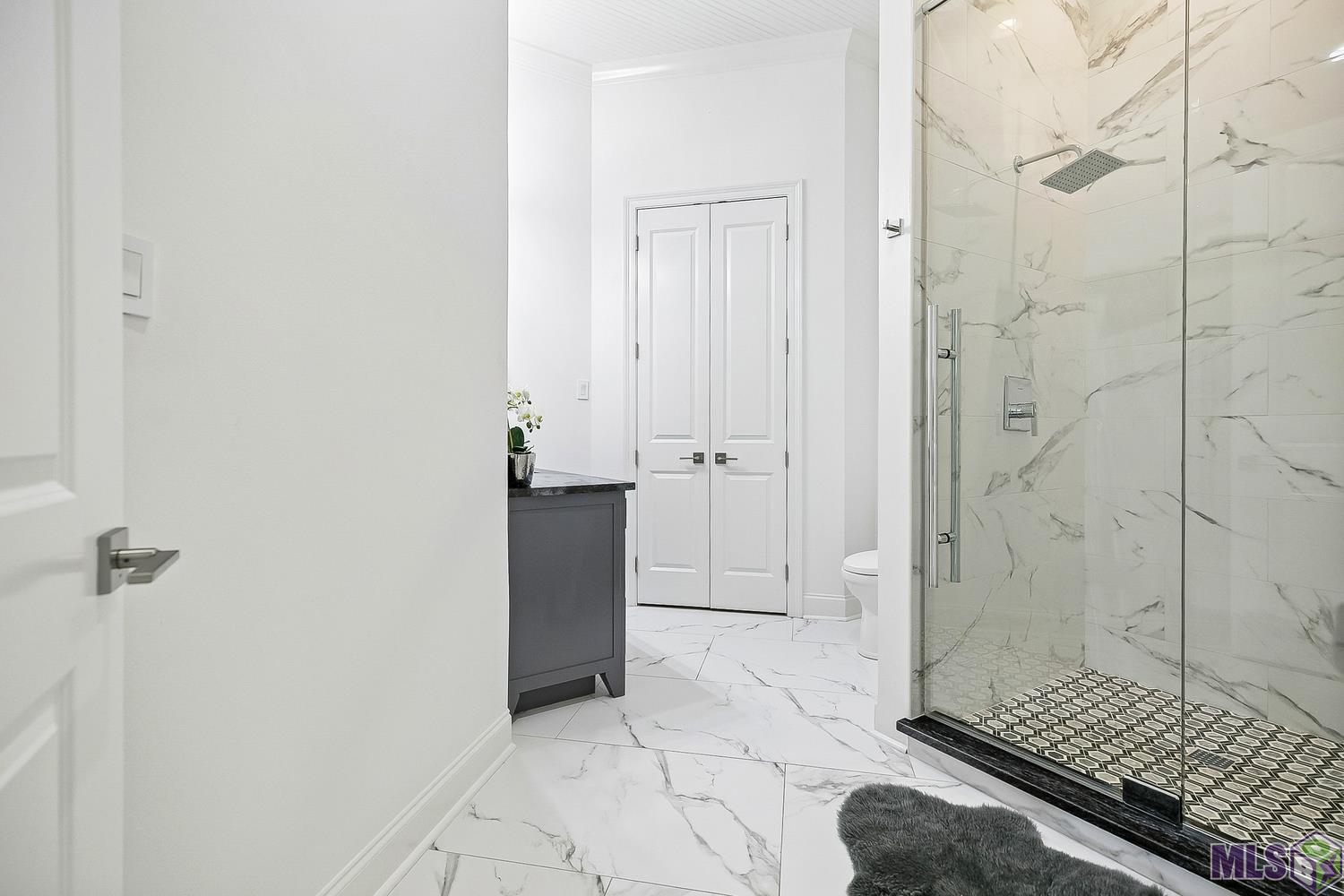 Photo 34