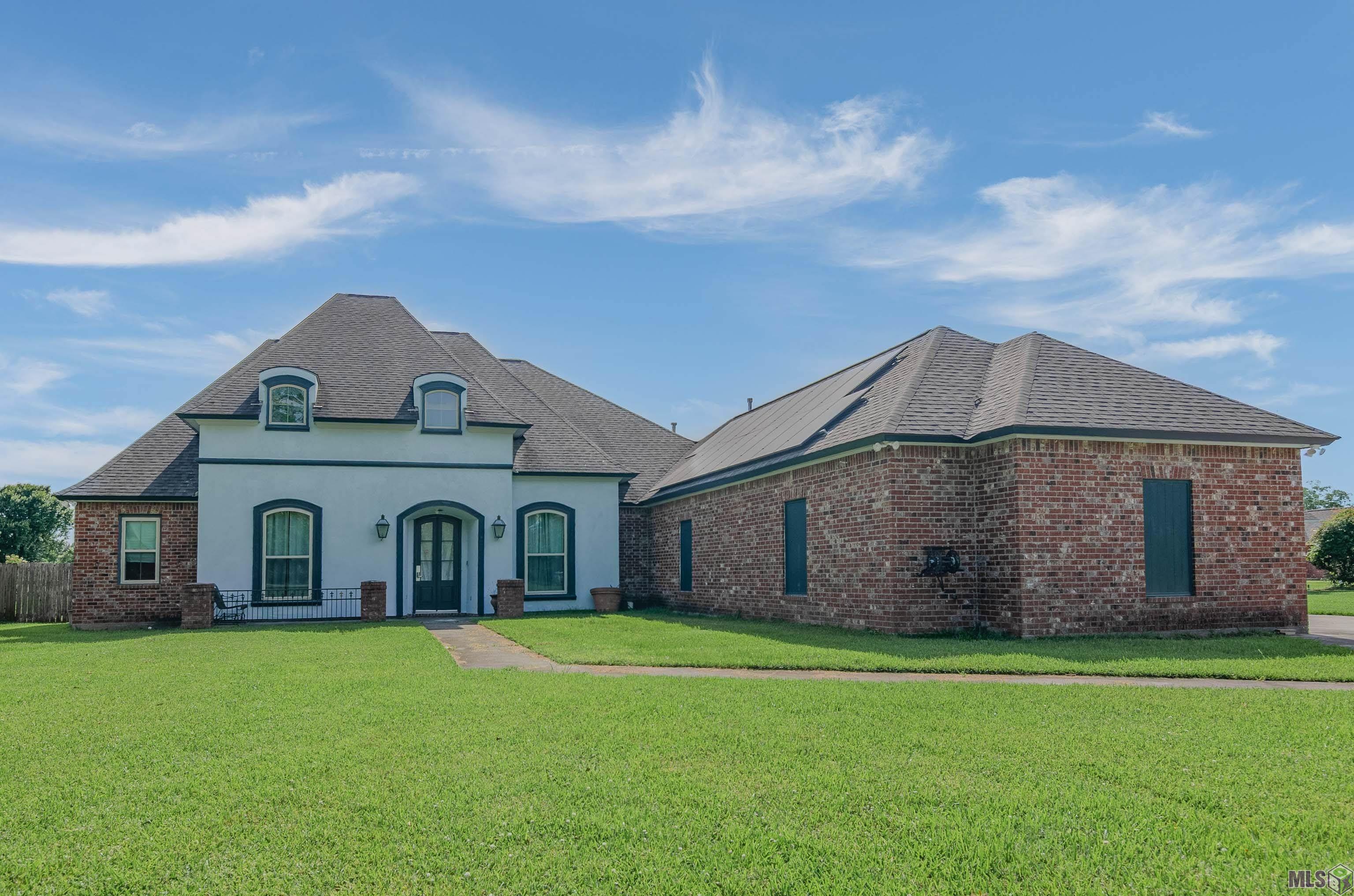 18053 WEBB RD, Prairieville, LA 70769