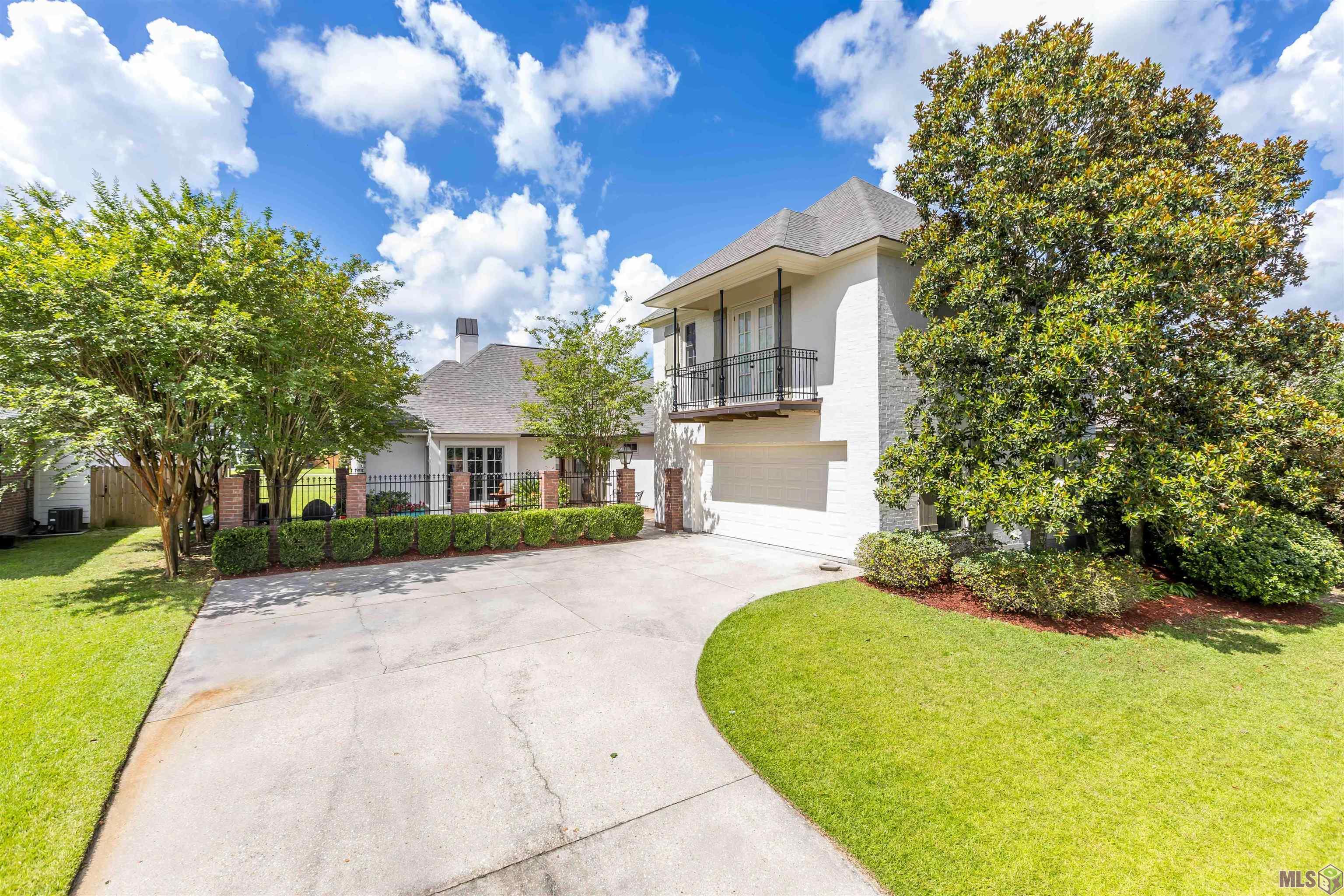 14524 OAK PATH DR, Prairieville, LA 70769