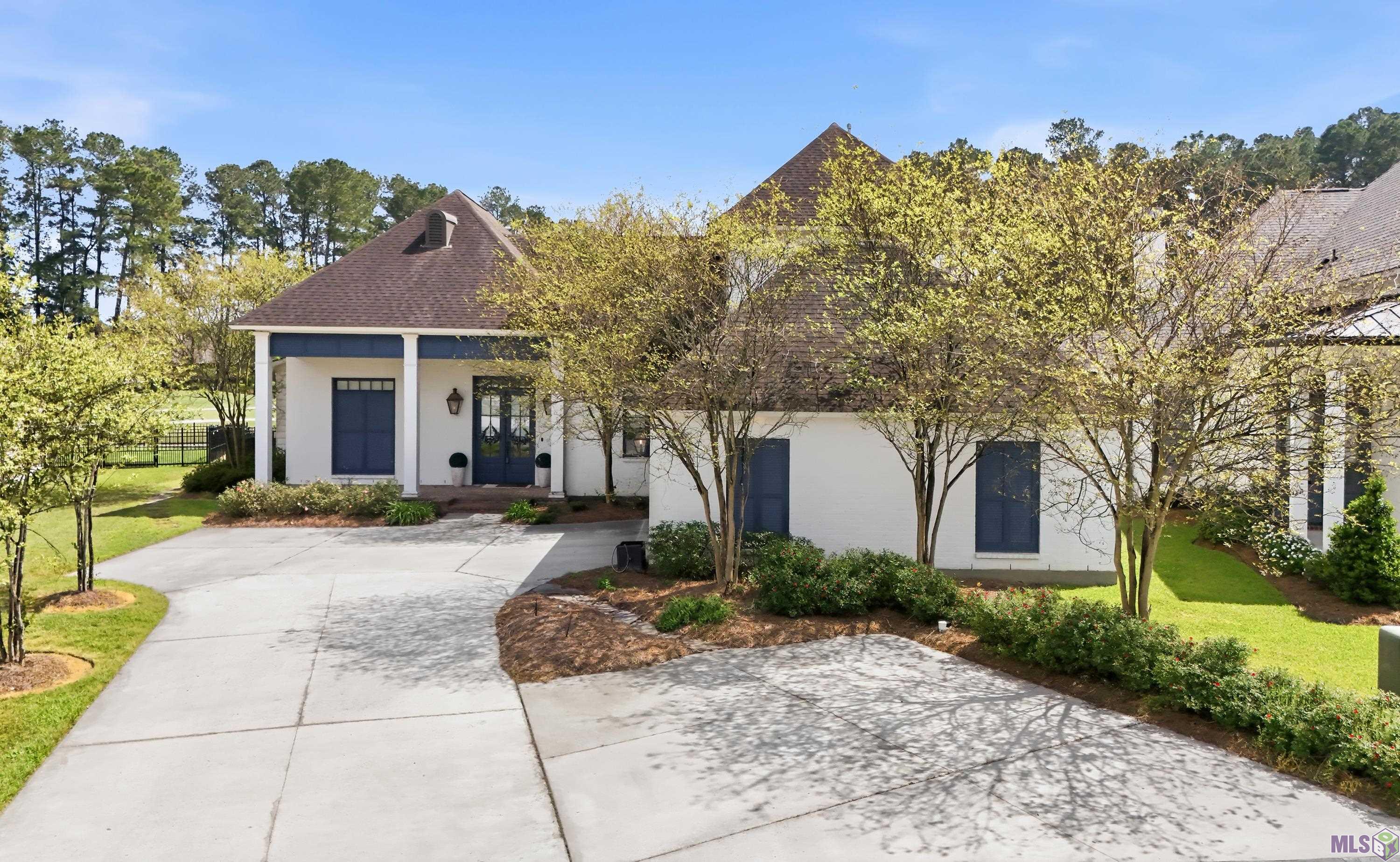 9421 ST ANDREWS CT, Denham Springs, LA 70726