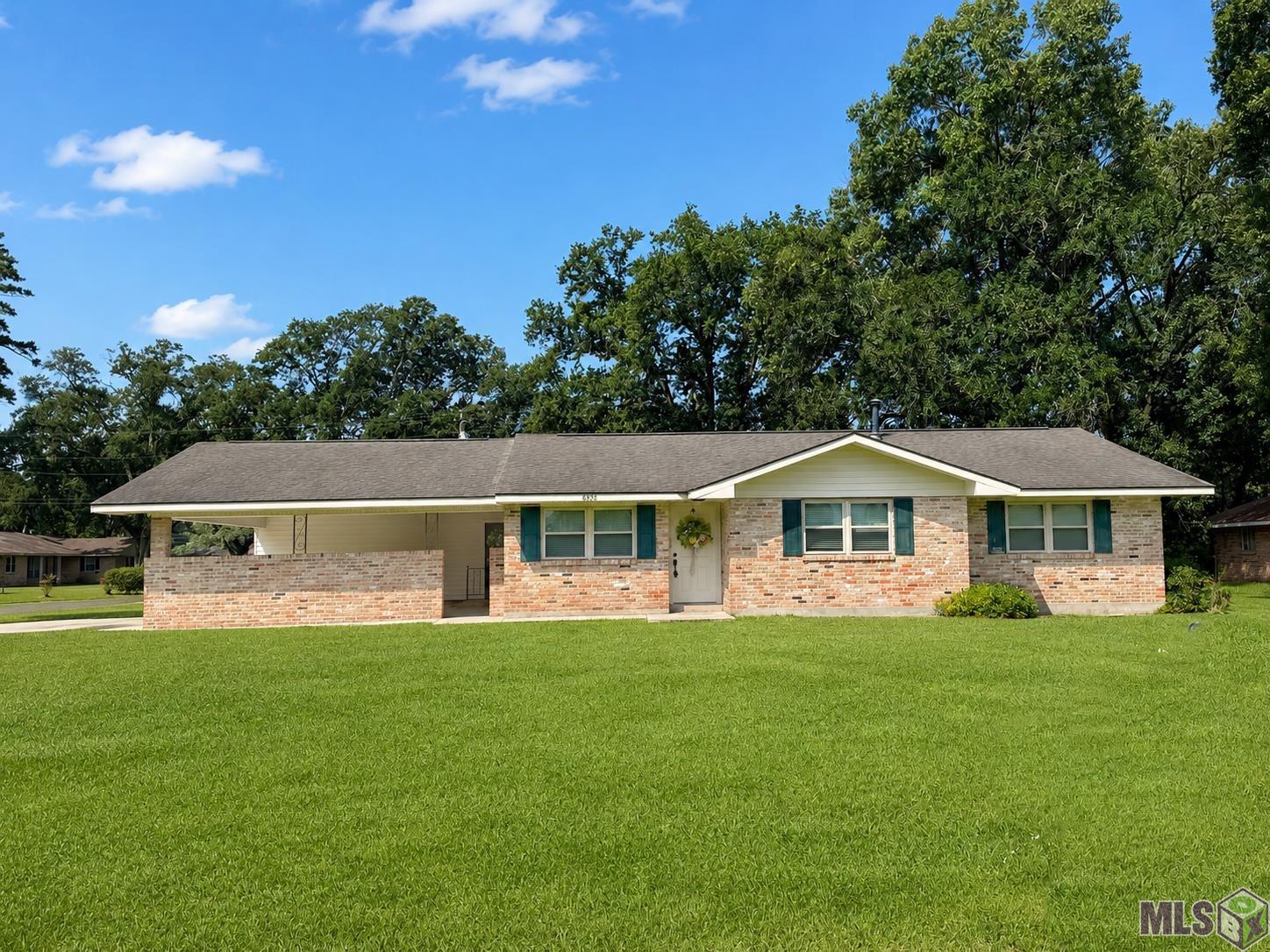 6633 LANDMOR DR, Greenwell Springs, LA 70739