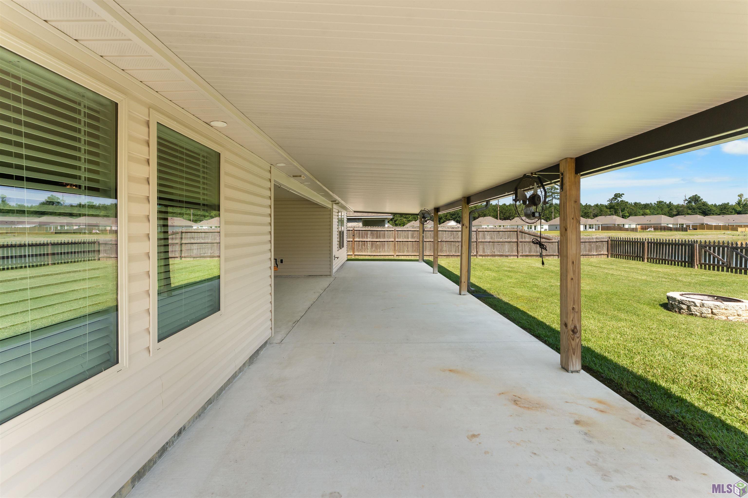 35605 VANDORA DR, Denham Springs, LA 70706