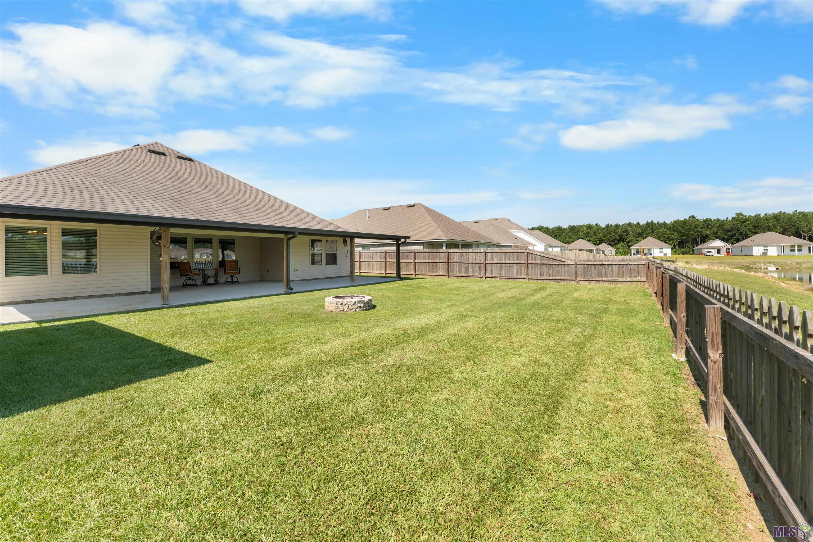 35605 VANDORA DR, Denham Springs, LA 70706