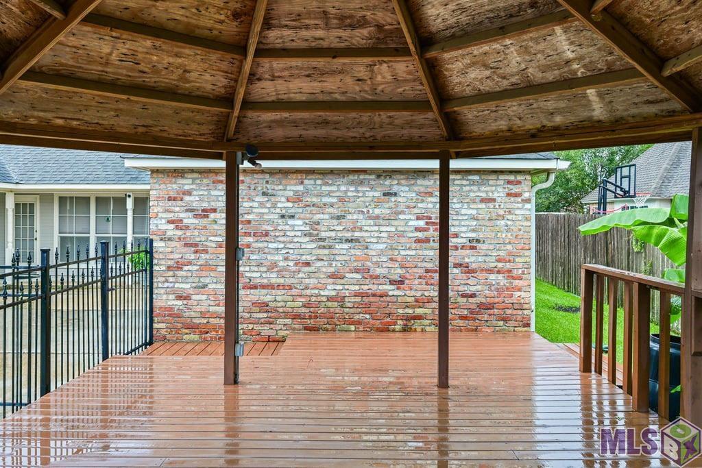 5471 STONES RIVER AVE, Baton Rouge, LA 70817