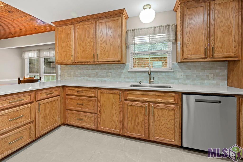 5471 STONES RIVER AVE, Baton Rouge, LA 70817