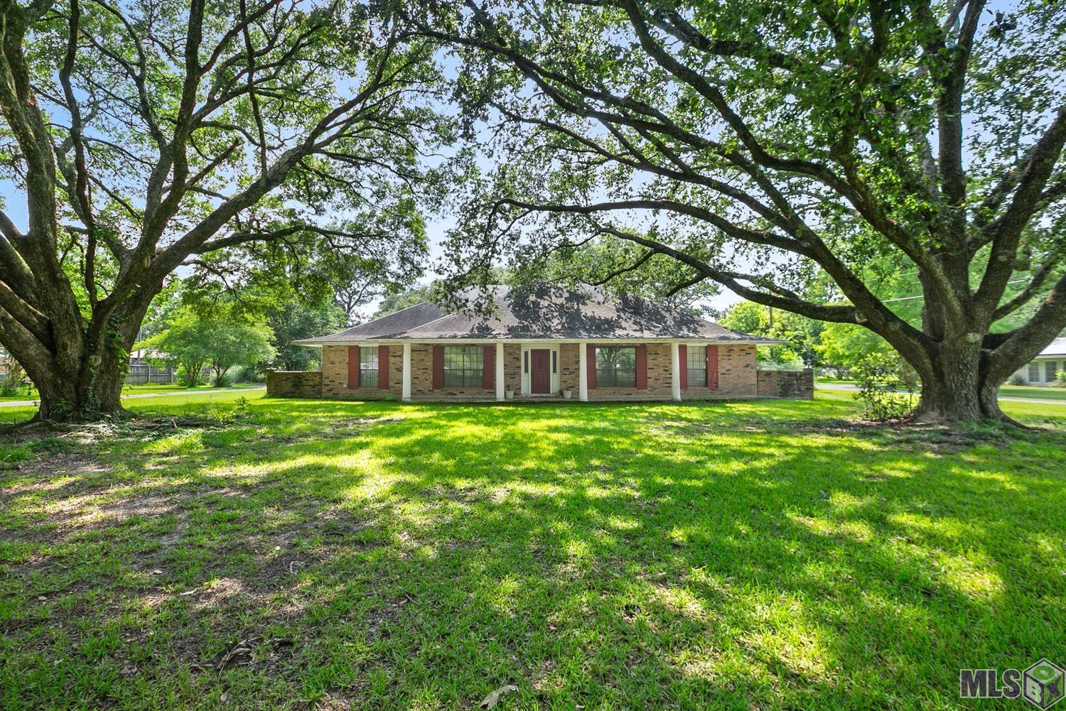 7958 ANTIOCH RD, Saint George, LA 70817